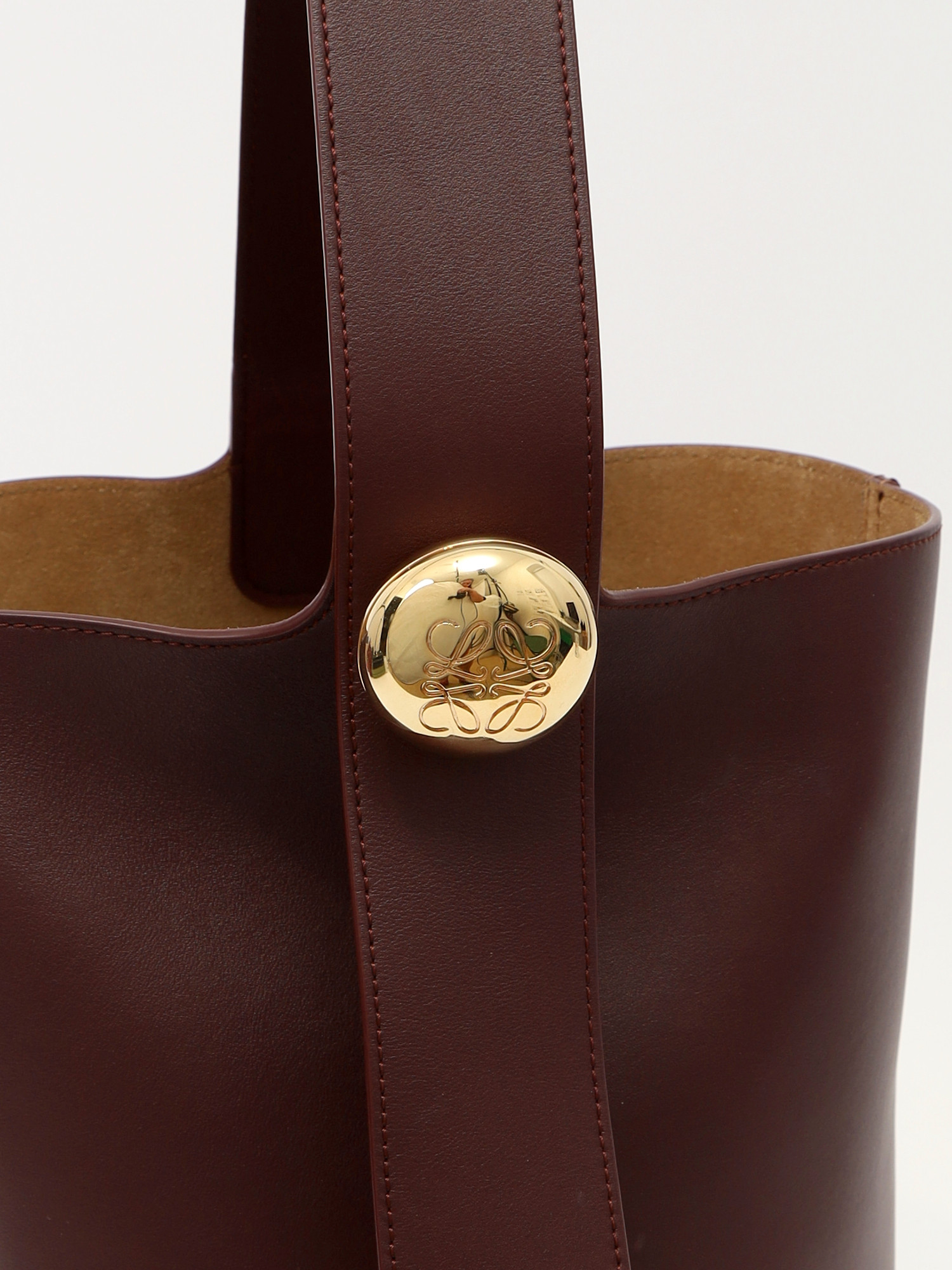 Loewe Pebble  5