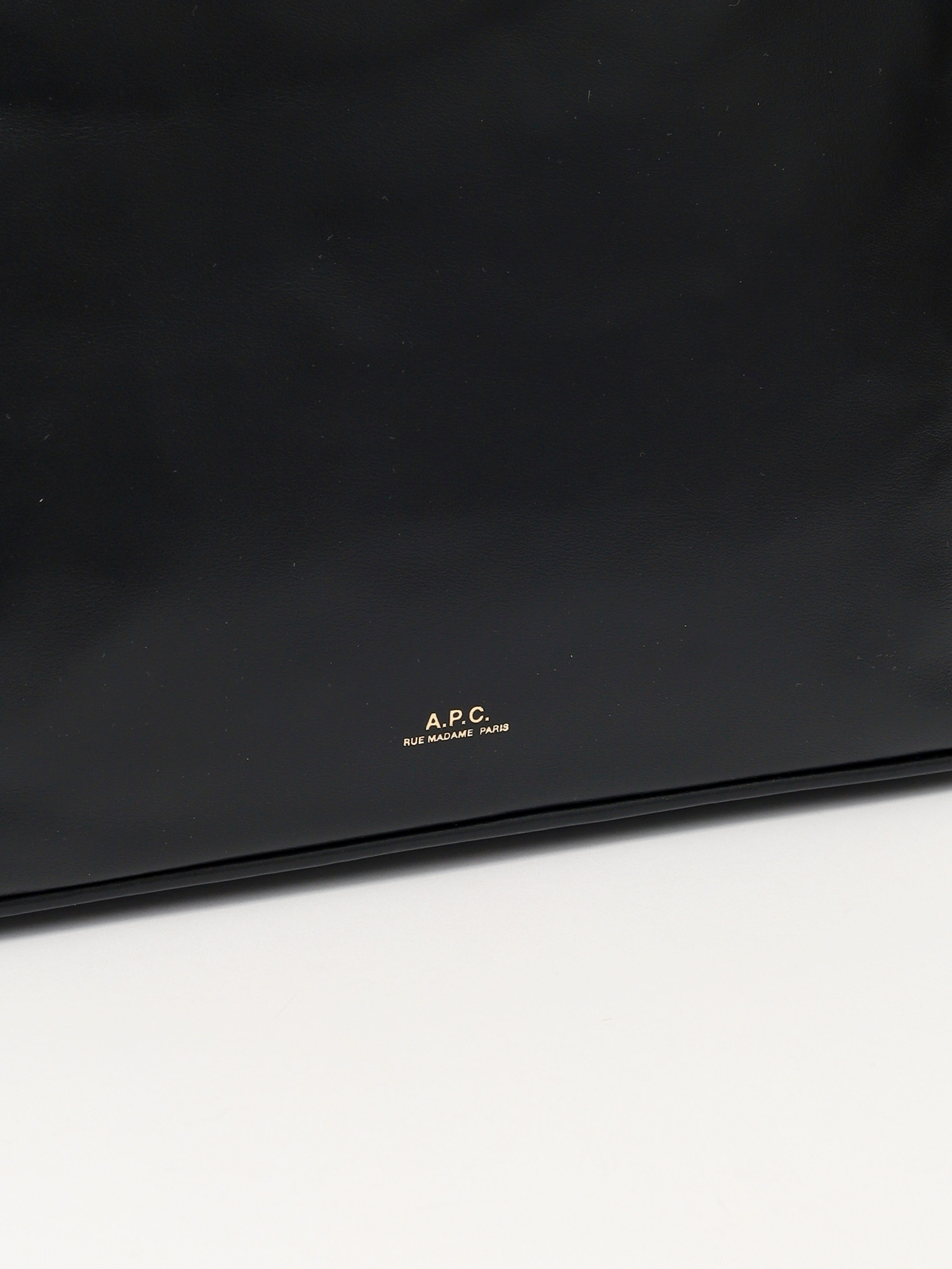 A.P.C. Vera  5