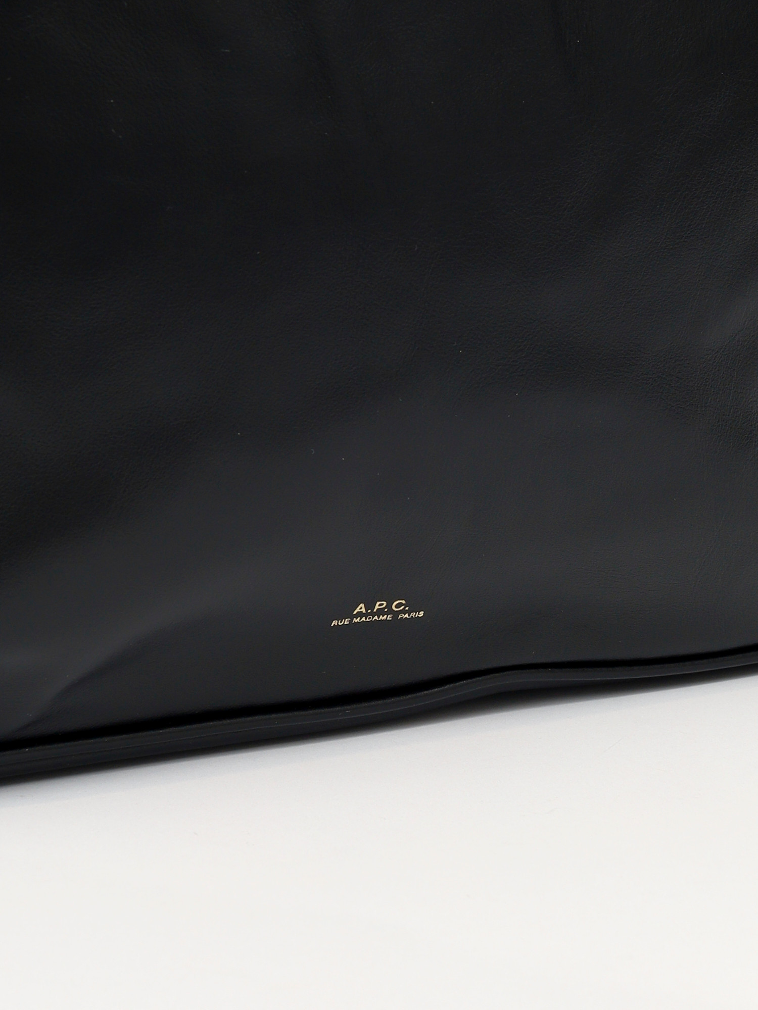 A.P.C. Vera  5