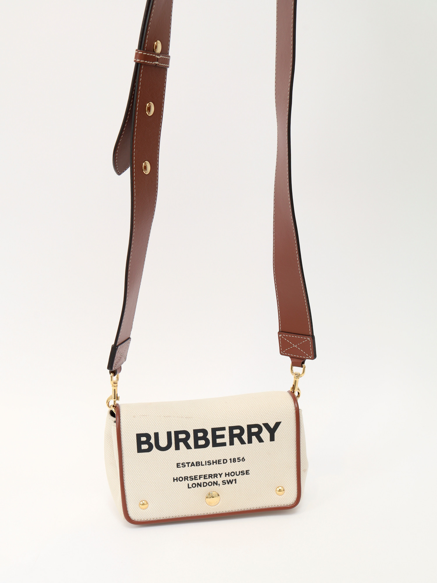 Burberry Horseferry 4
