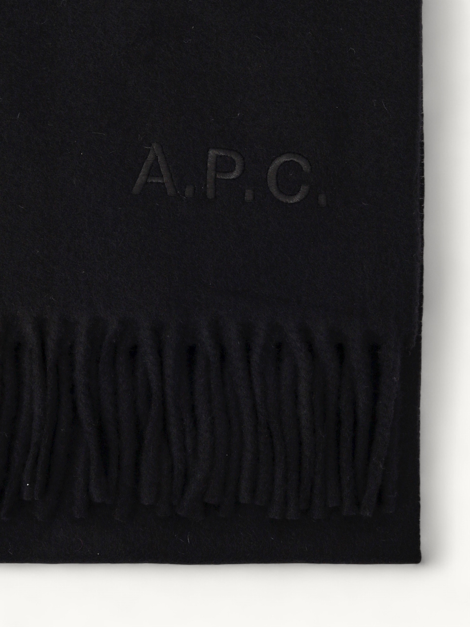 A.P.C. Scarf  2