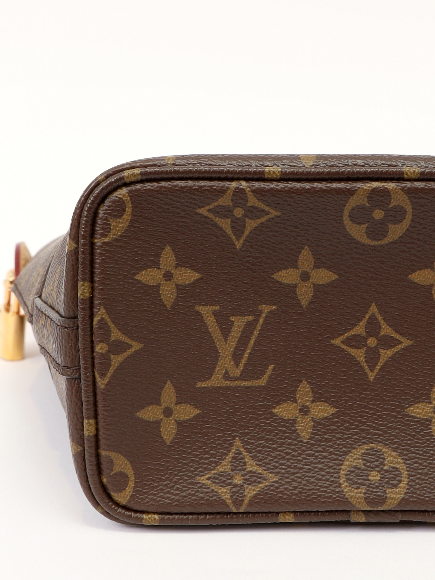 Louis Vuitton NeoNoe 9