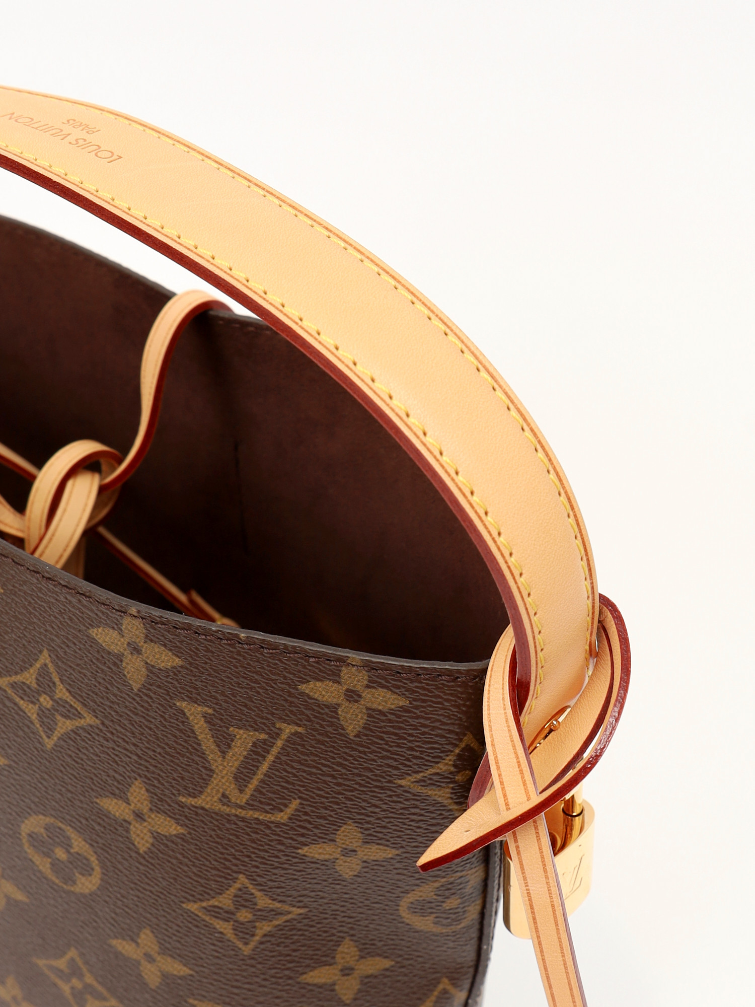 Louis Vuitton NeoNoe 7