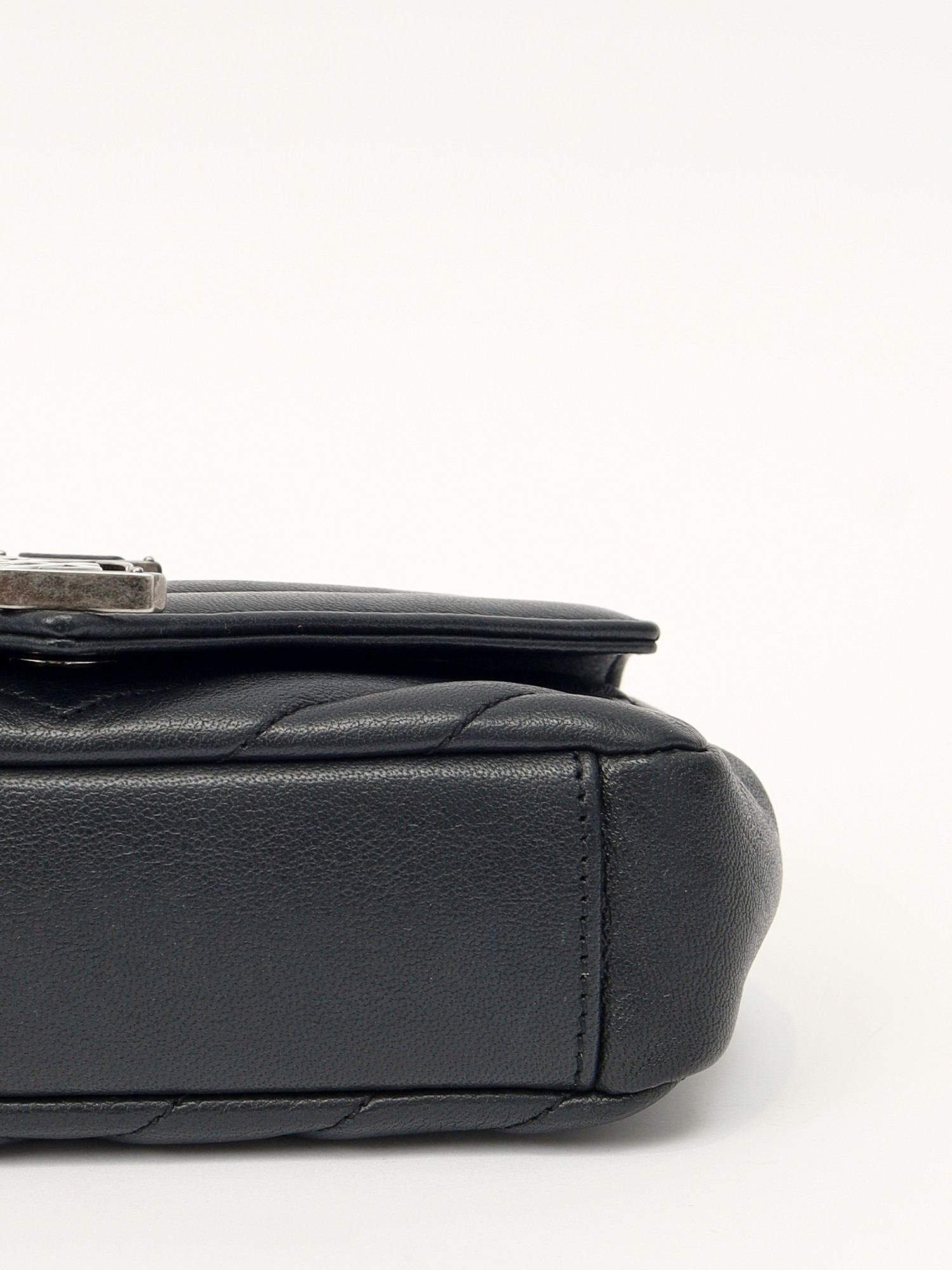 Saint Laurent College 9