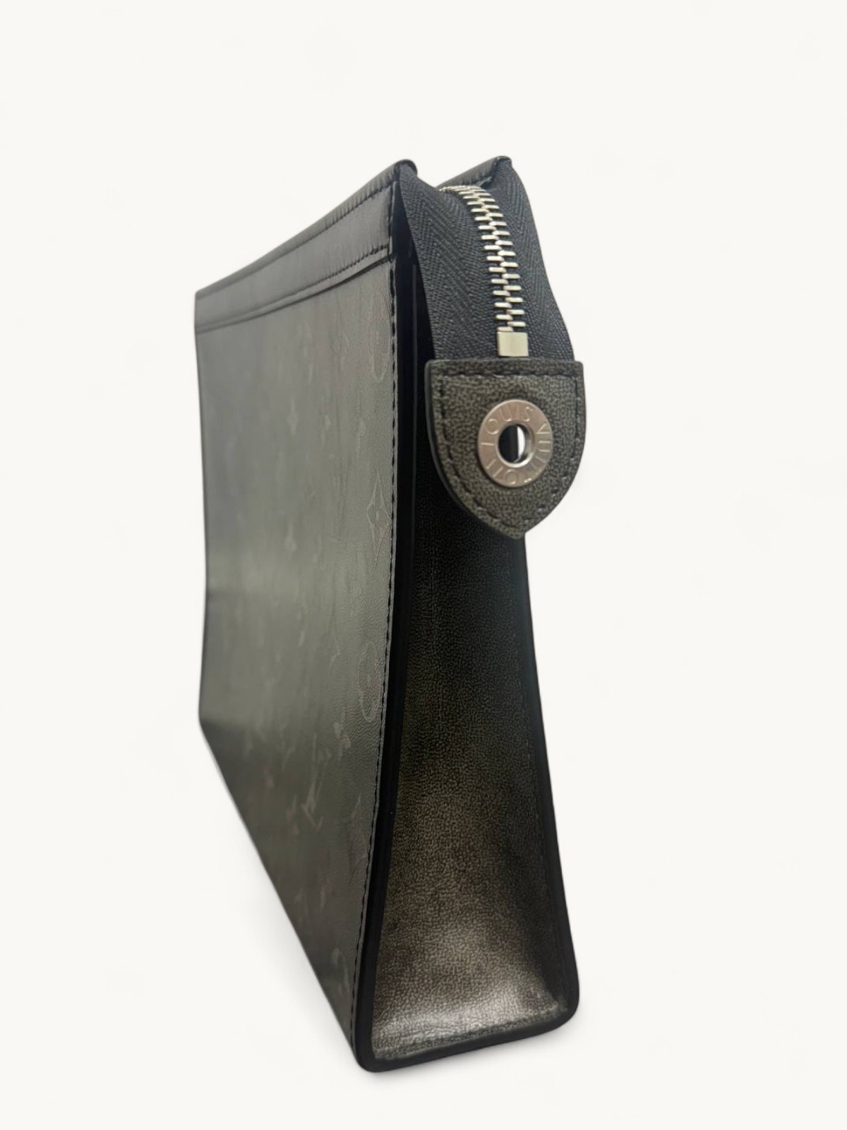 Louis Vuitton Pochette Voyage 3