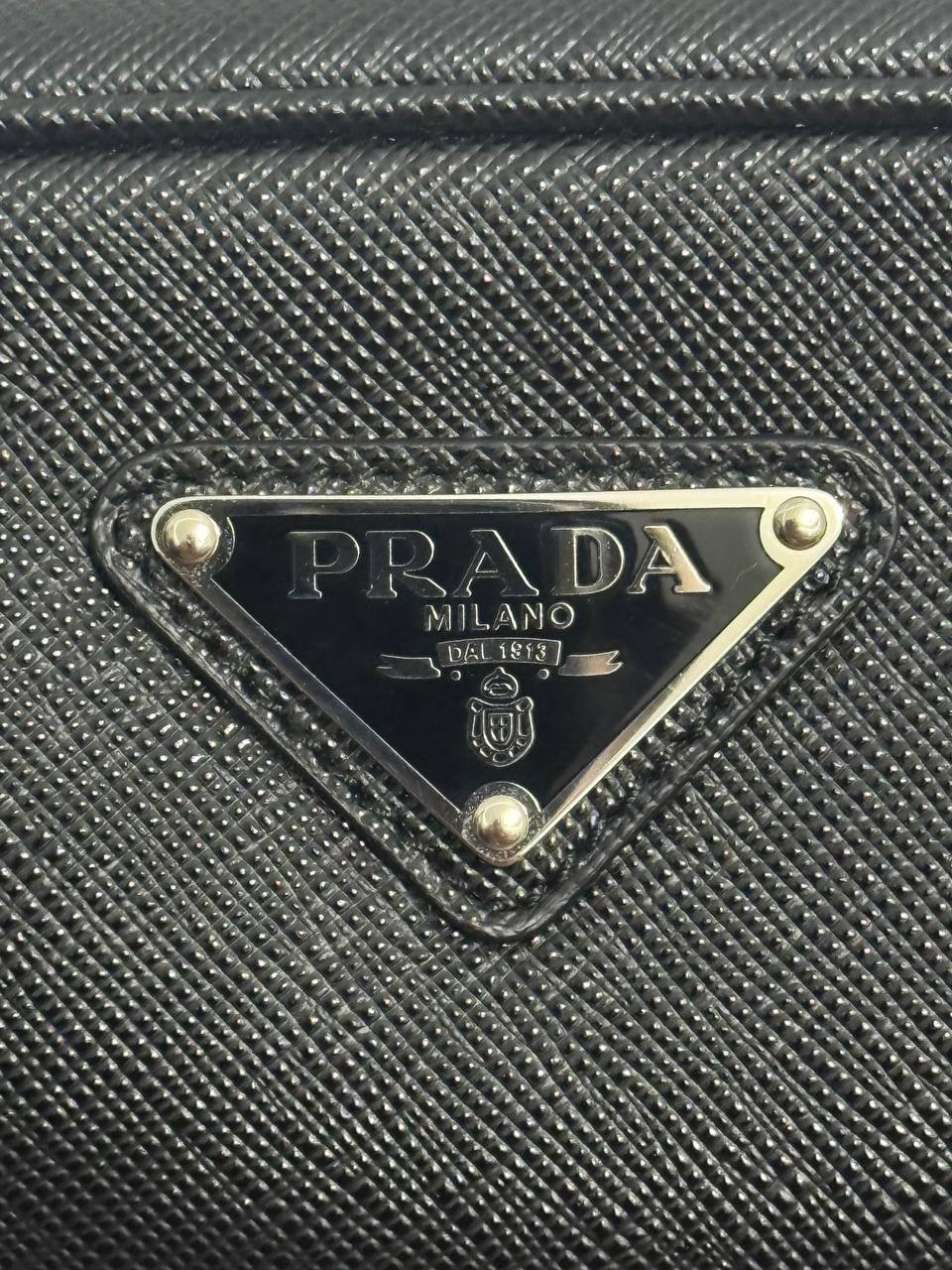 Prada Case 4
