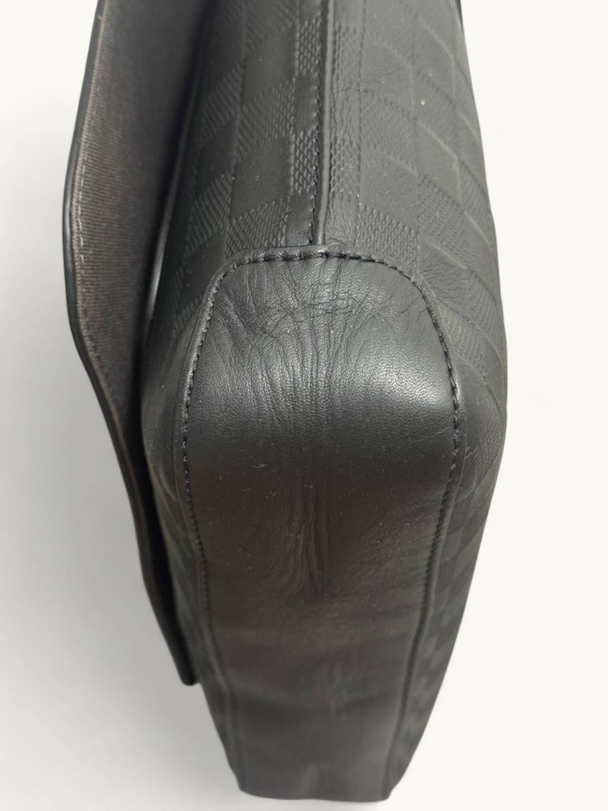 Louis Vuitton District 7