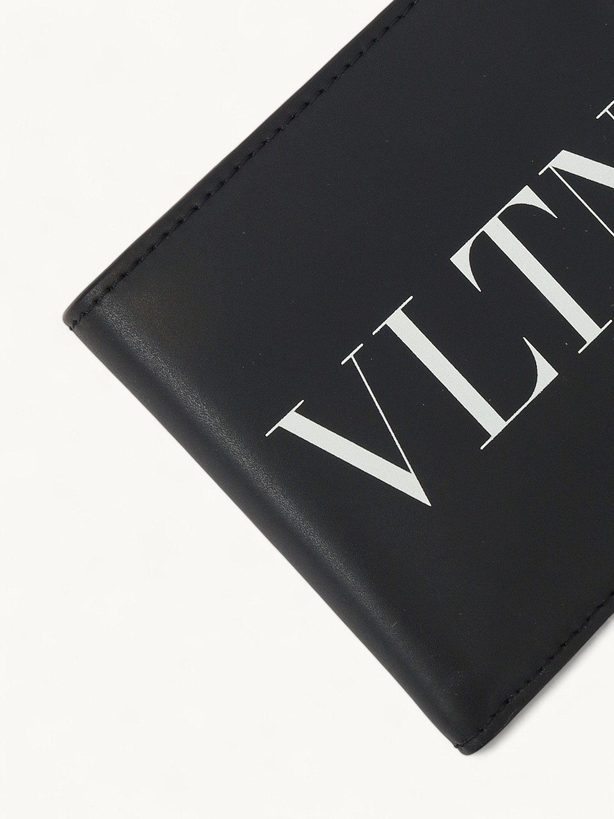 Valentino Wallet 3