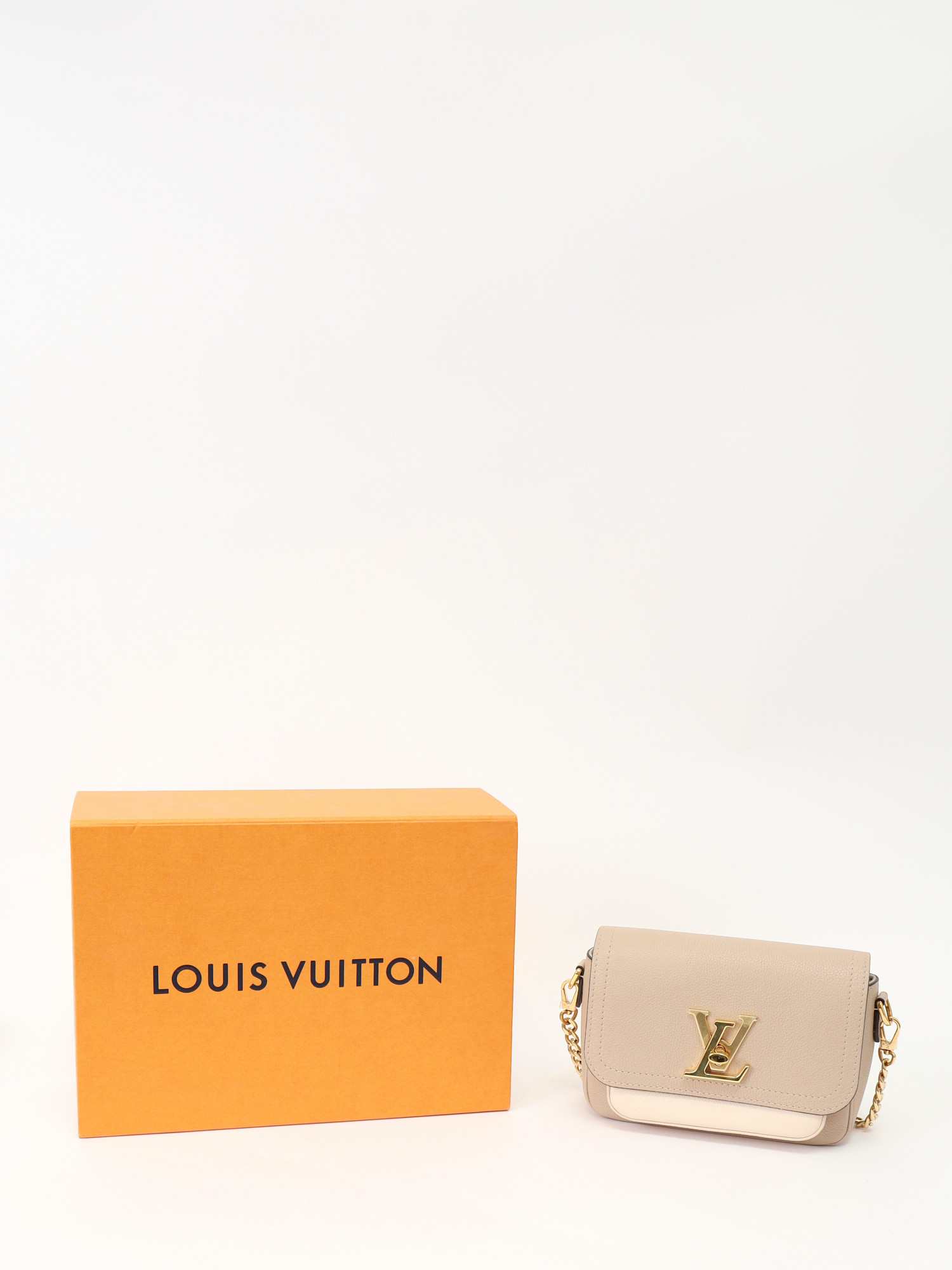 Louis Vuitton Lockme 4