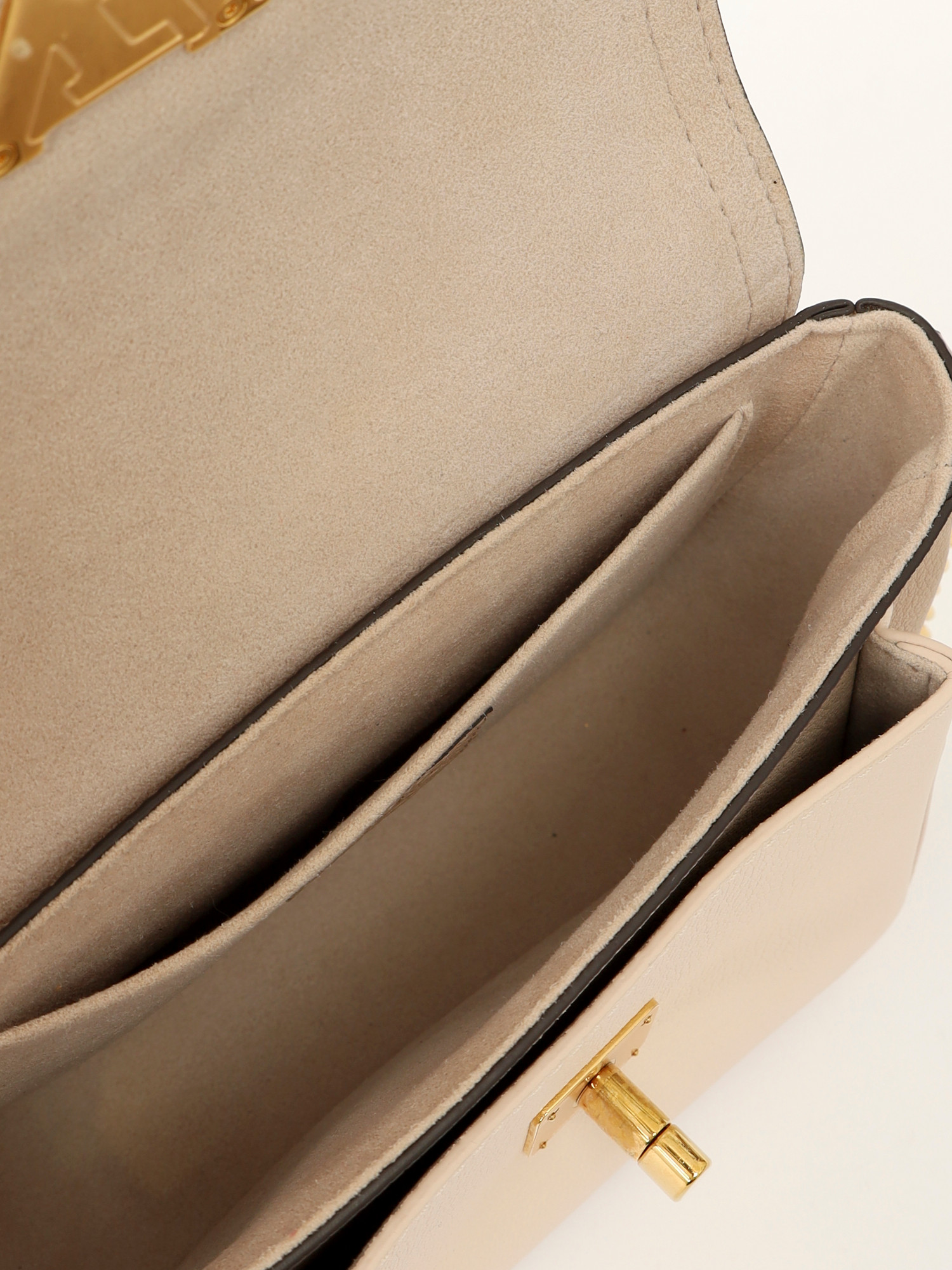 Louis Vuitton Lockme 11