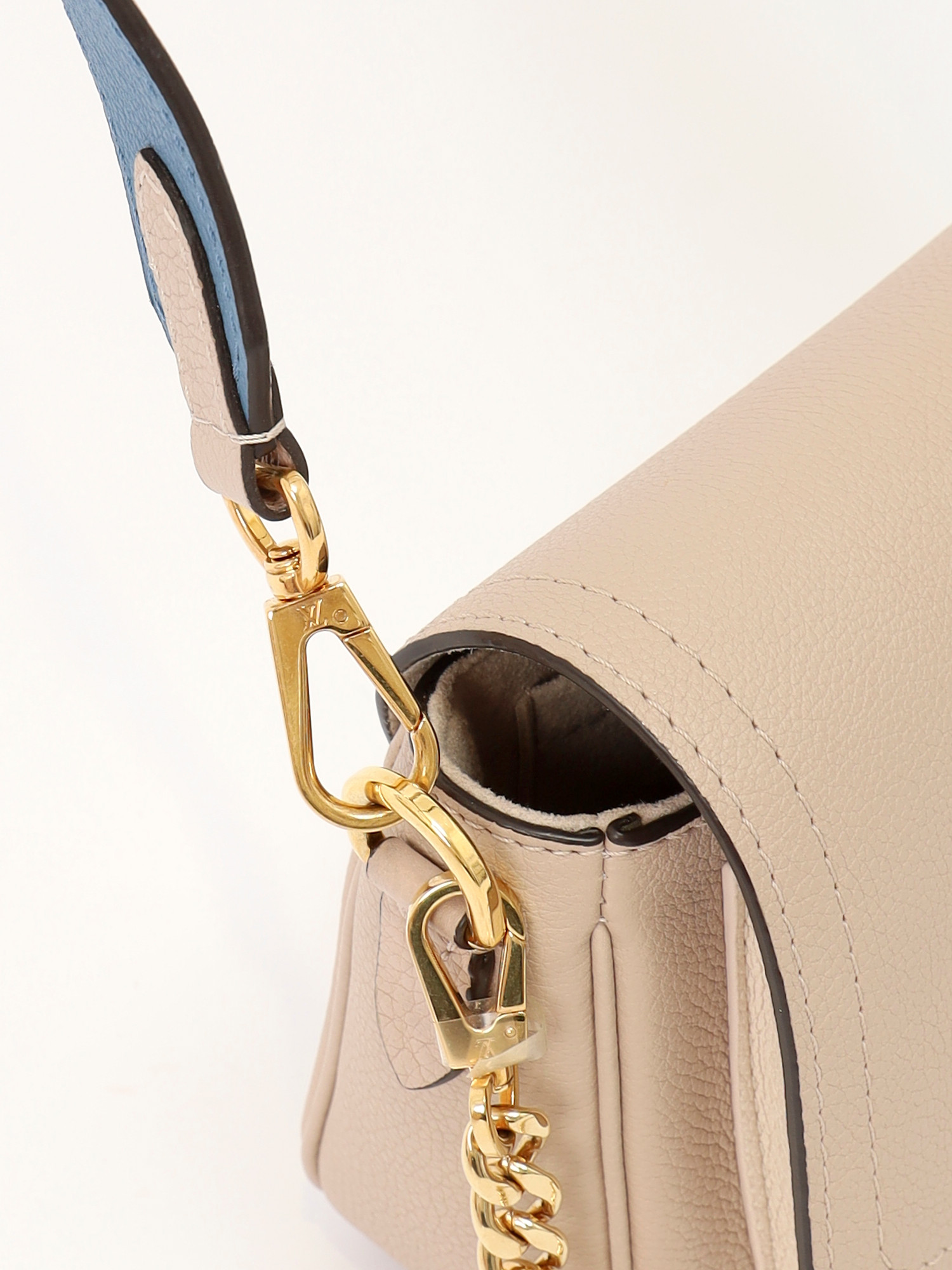 Louis Vuitton Lockme 7