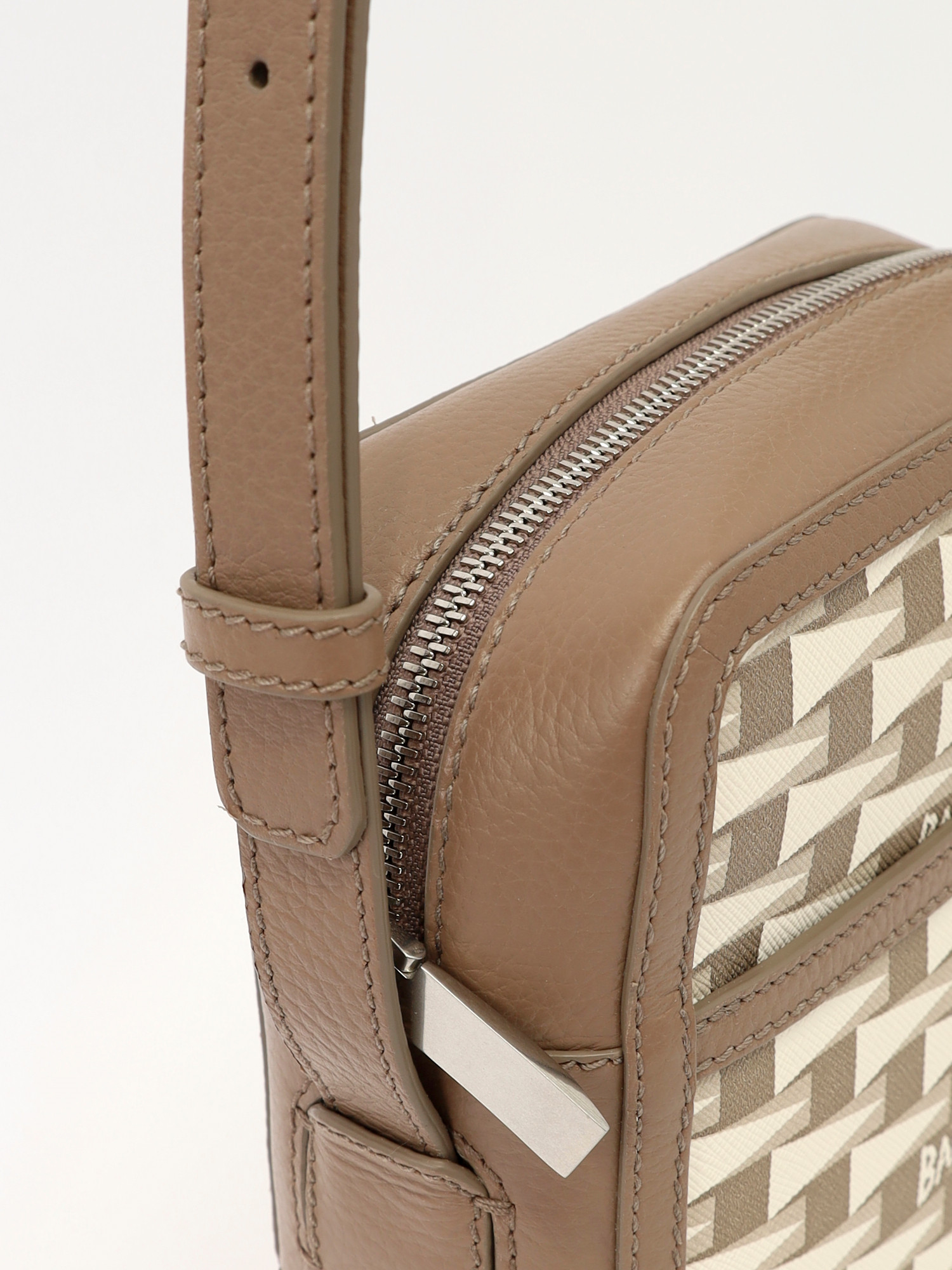 Bally Pennant  6