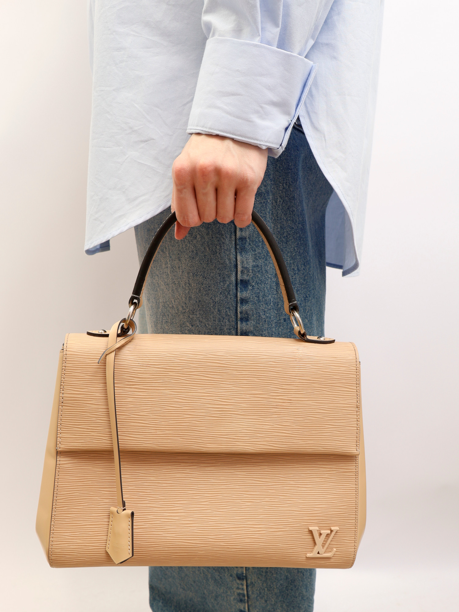 Louis Vuitton Cluny 1