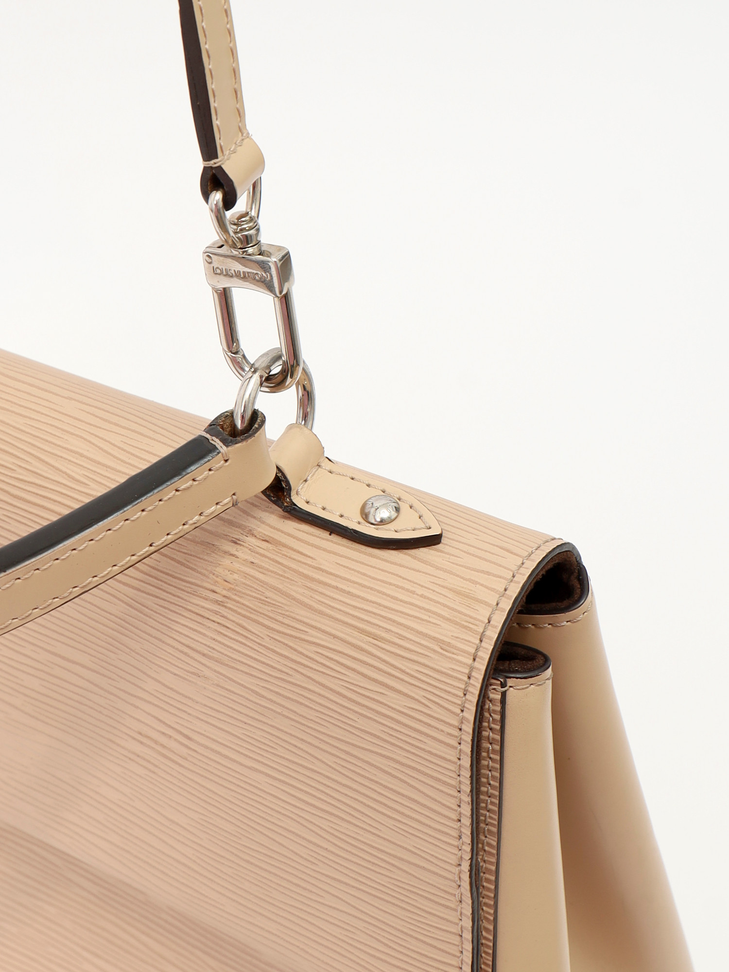 Louis Vuitton Cluny 7