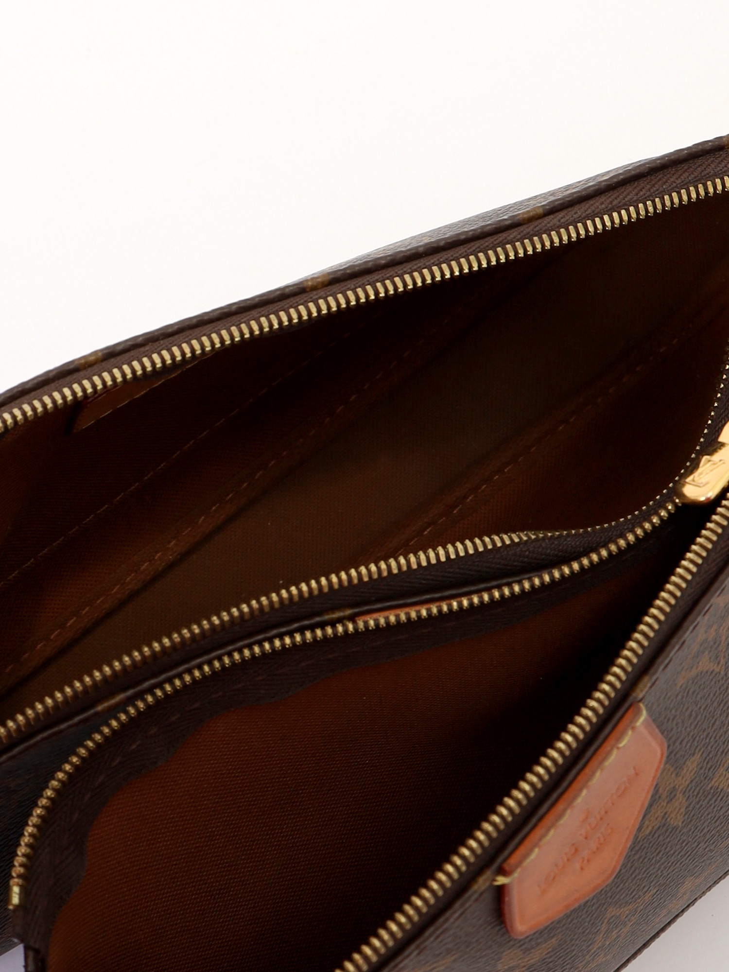 Louis Vuitton Multi Pochette 11