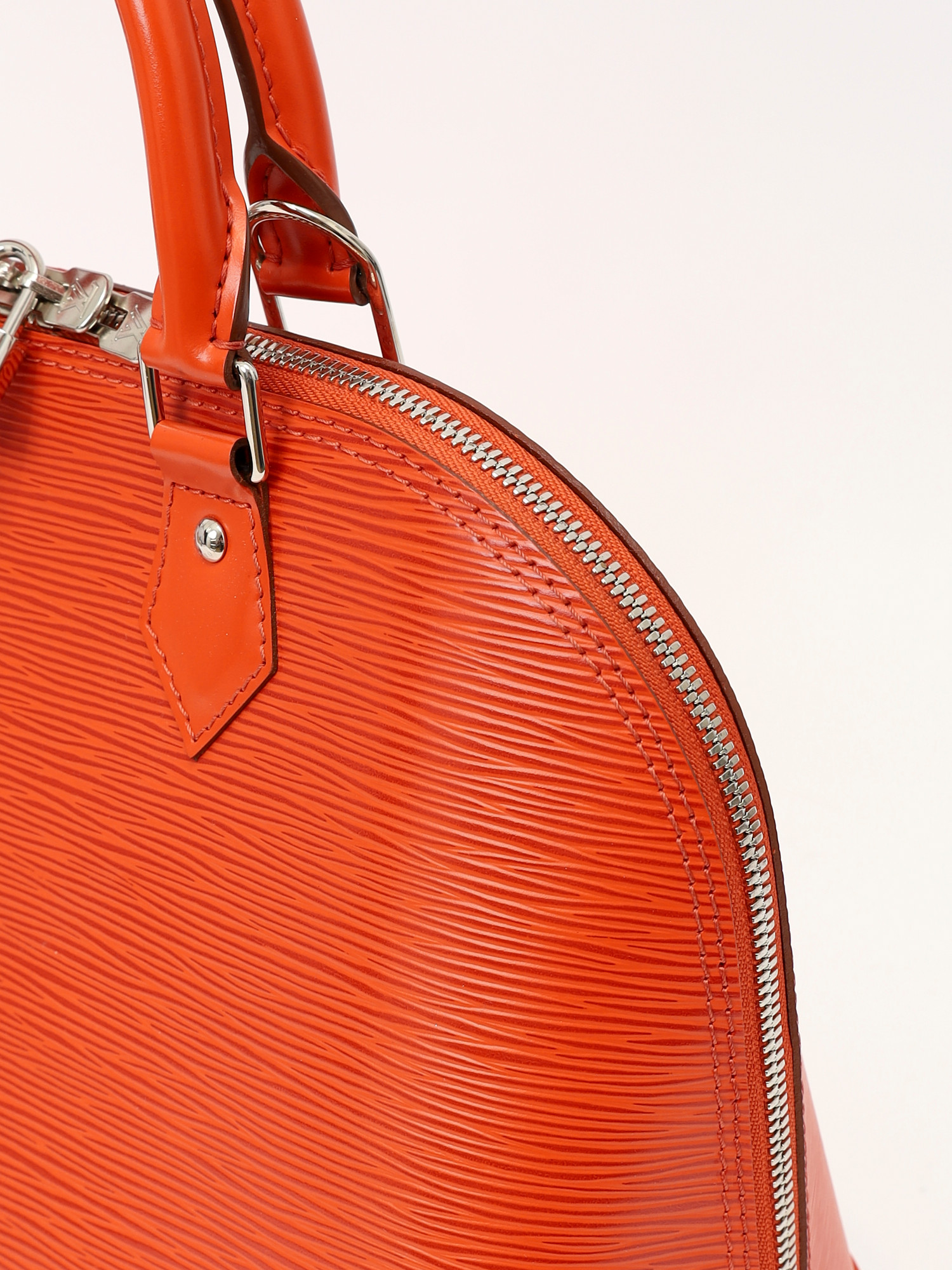 Louis Vuitton Alma 8