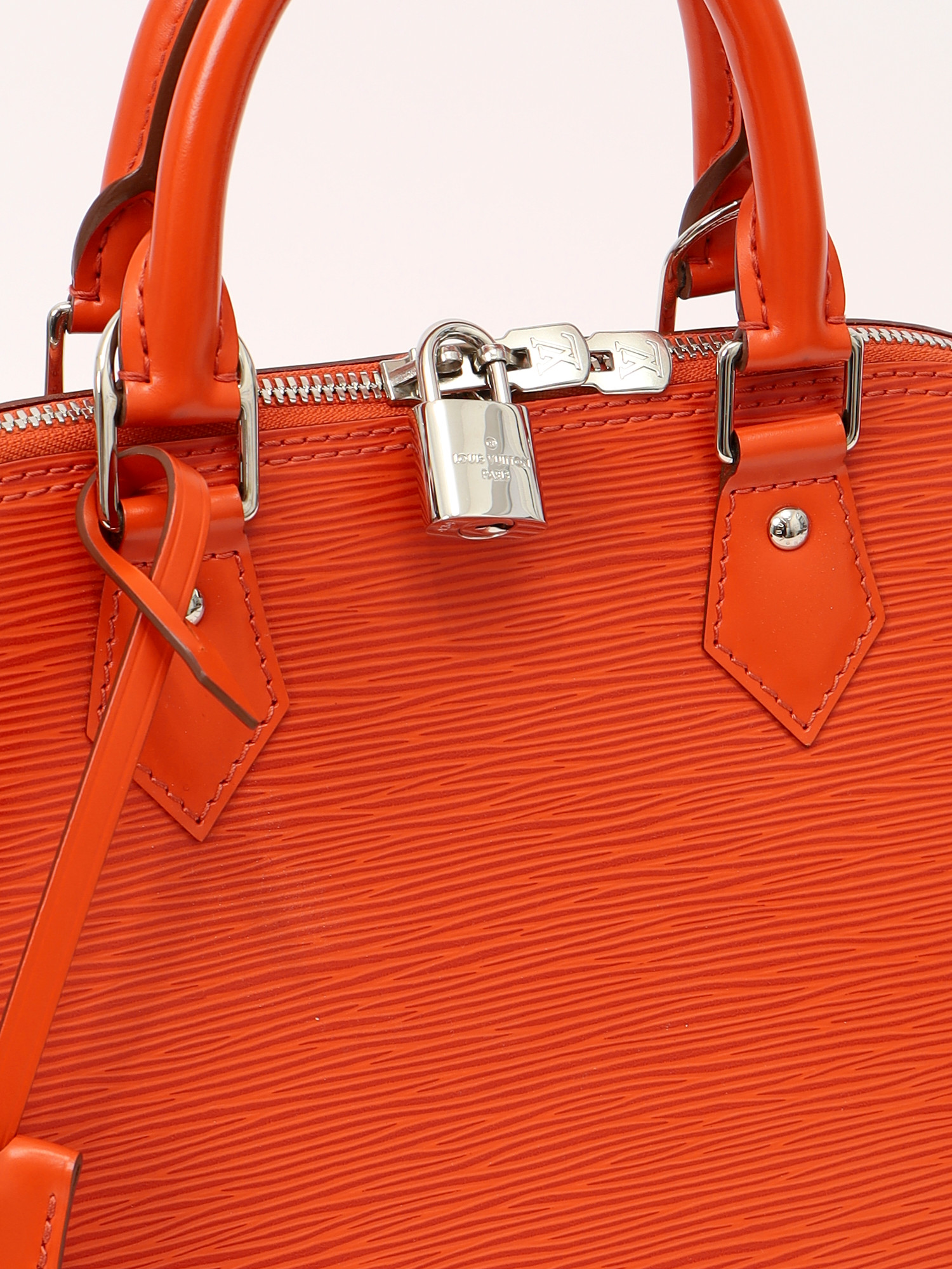 Louis Vuitton Alma 5