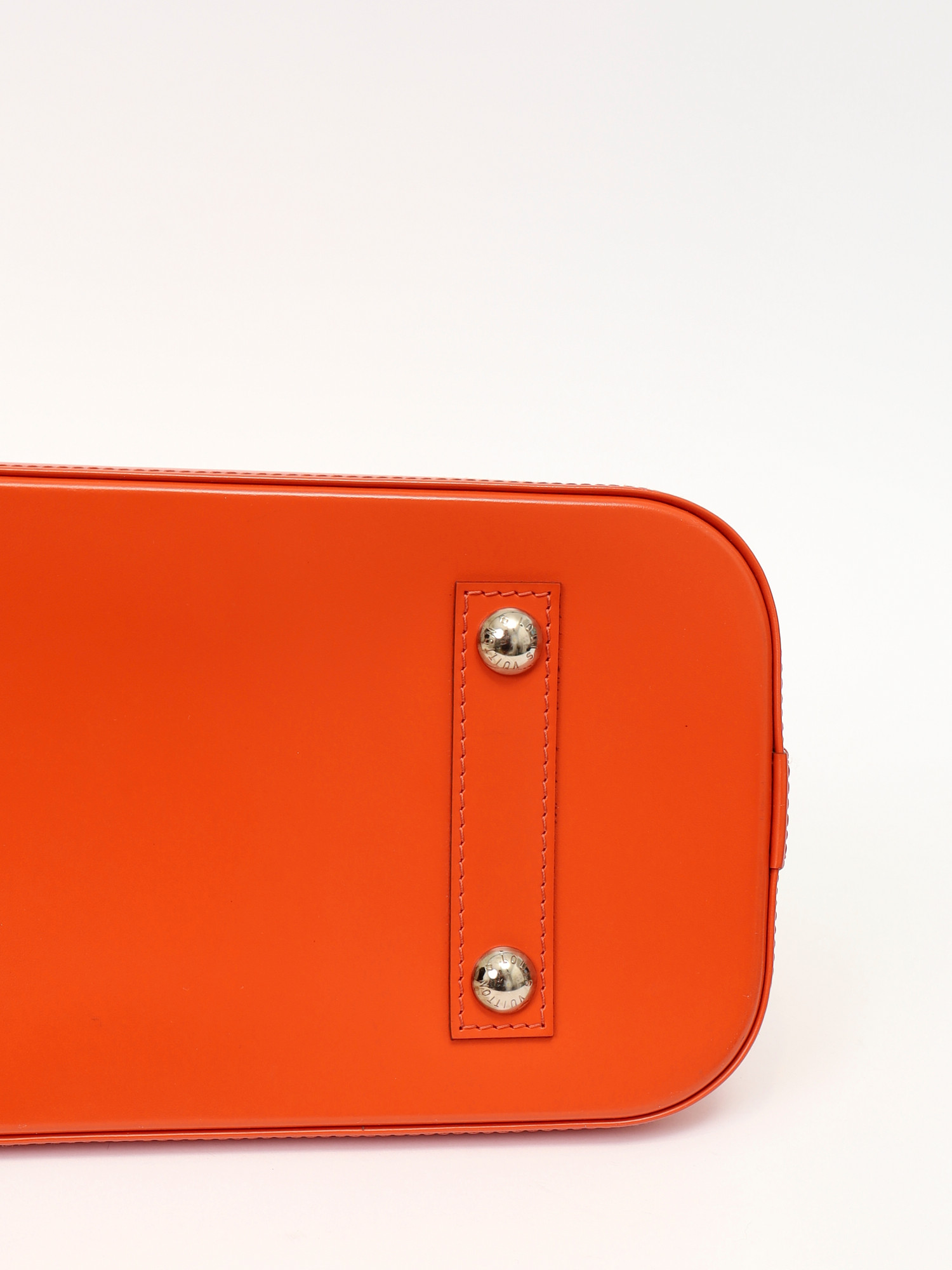 Louis Vuitton Alma 10