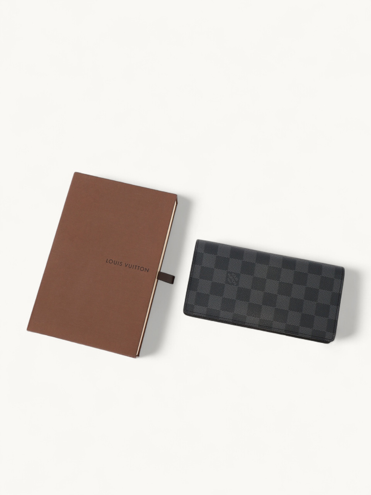 Louis Vuitton Wallet 1