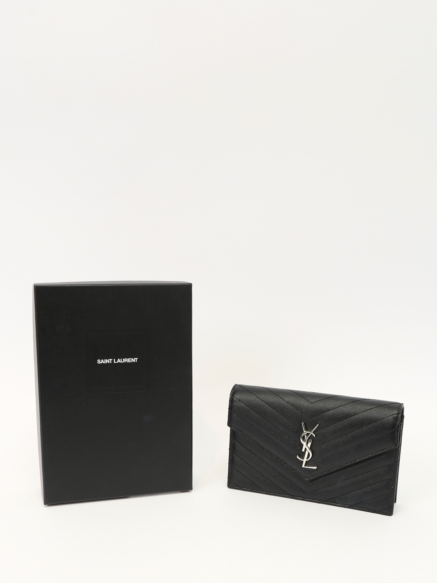 Saint Laurent Cassandre 4