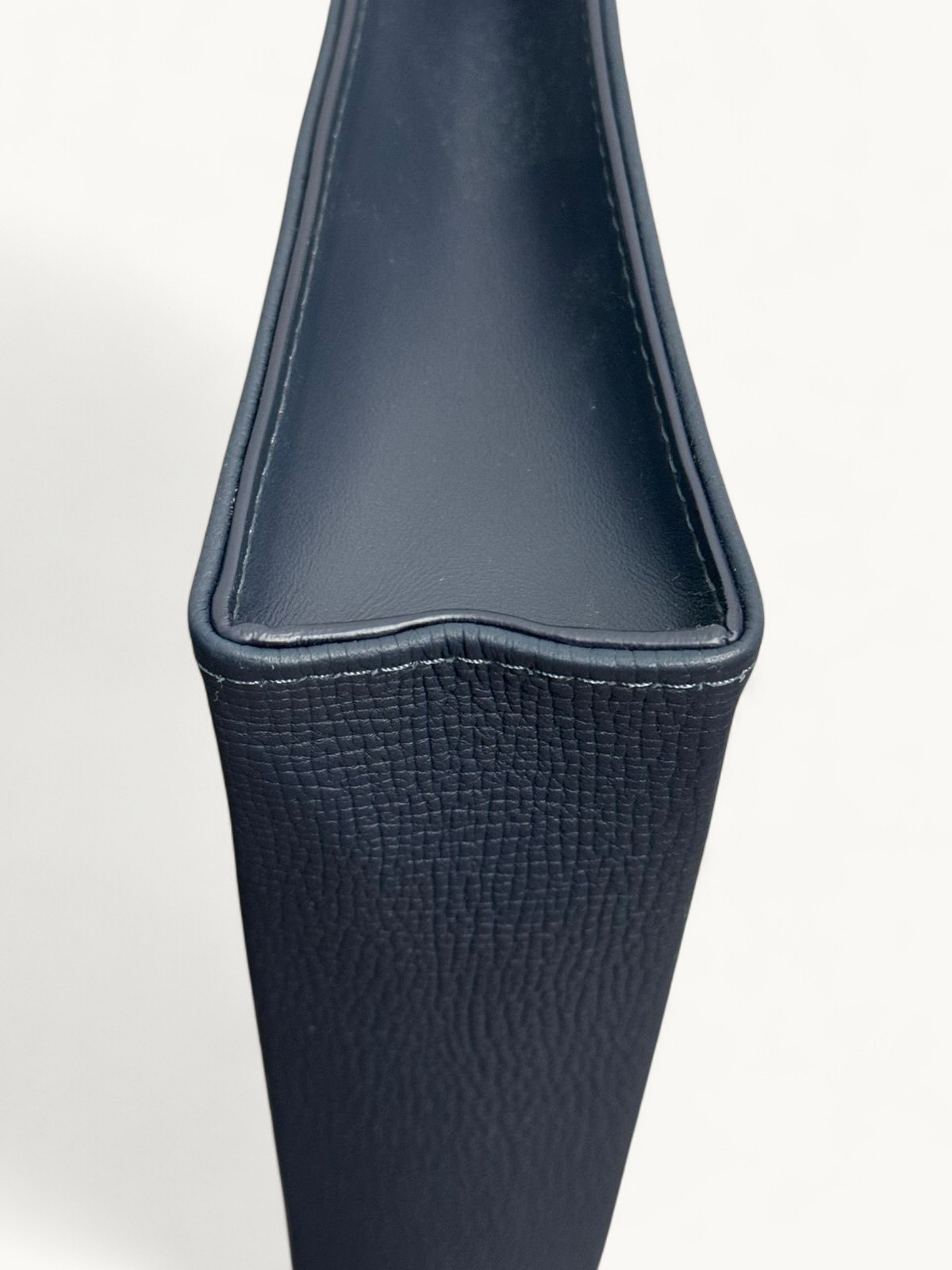 Louis Vuitton Pochette Voyage 6