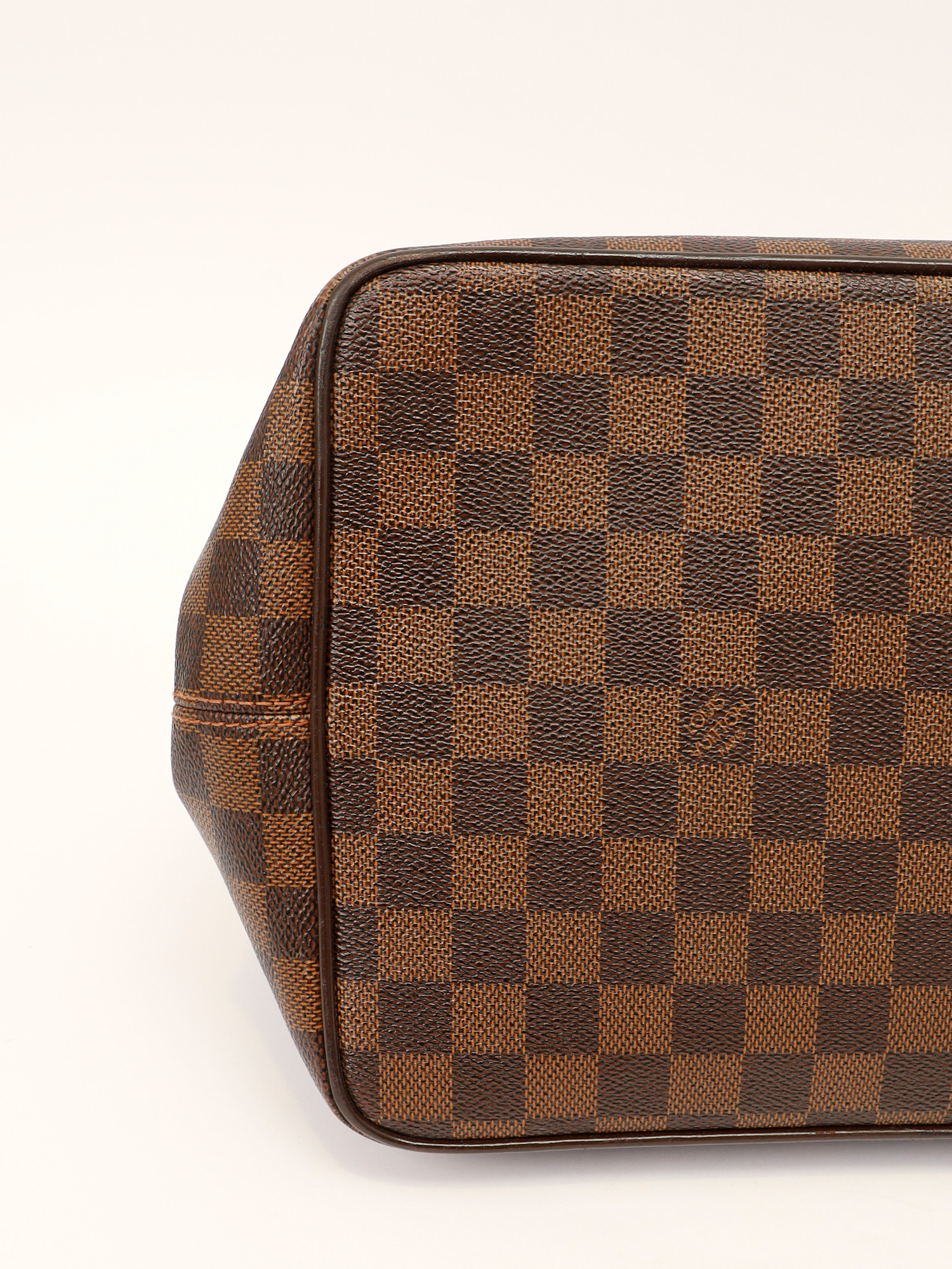 Louis Vuitton Bergamo 9