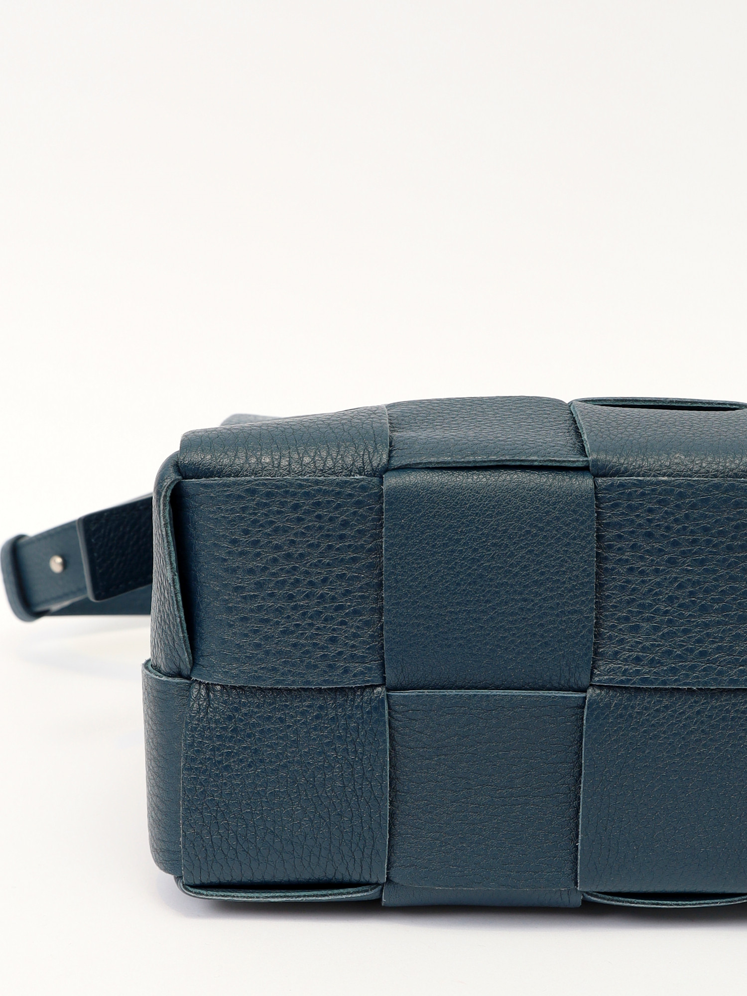 Bottega Veneta Cassette 6