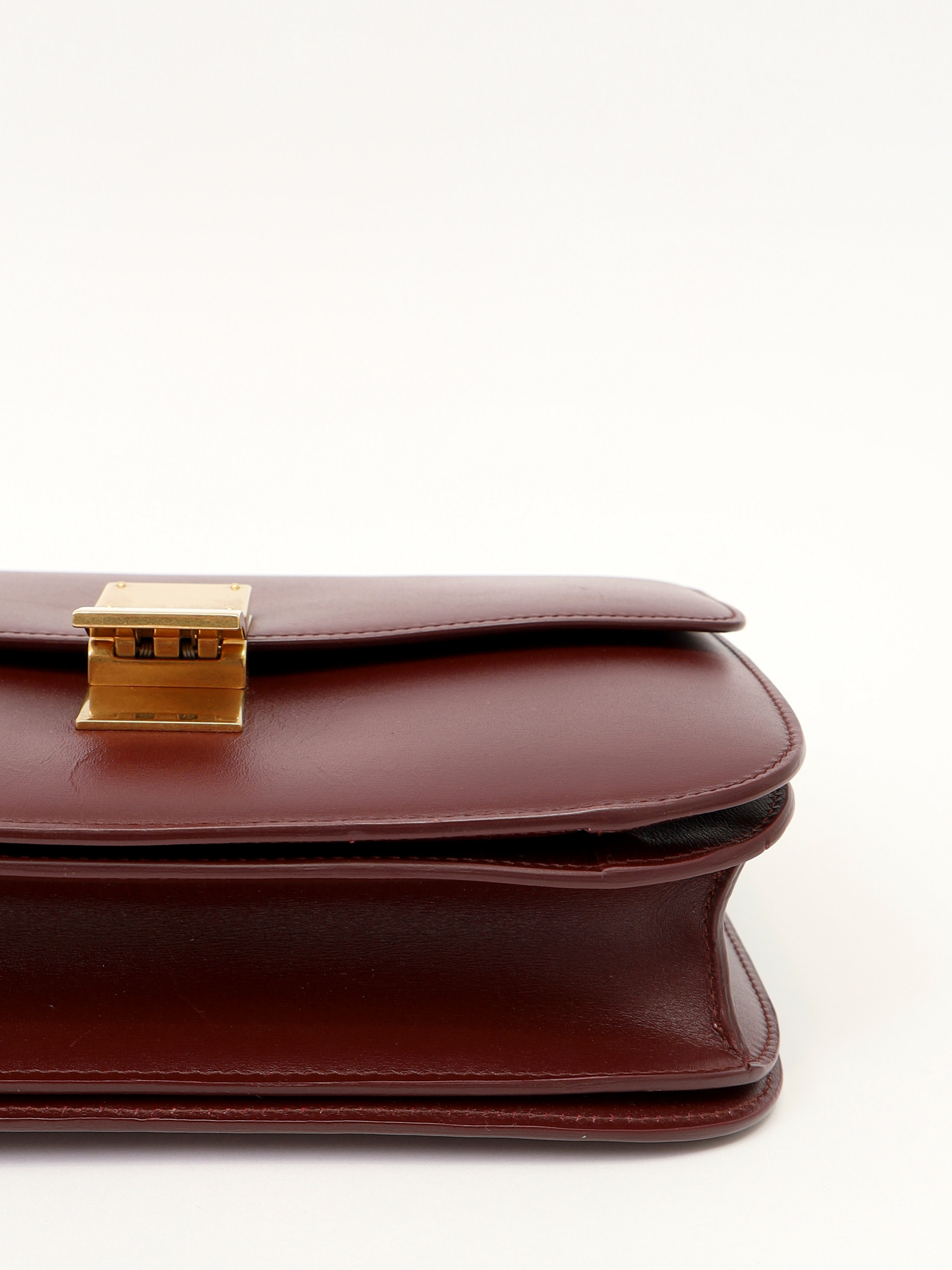Celine Classic  9