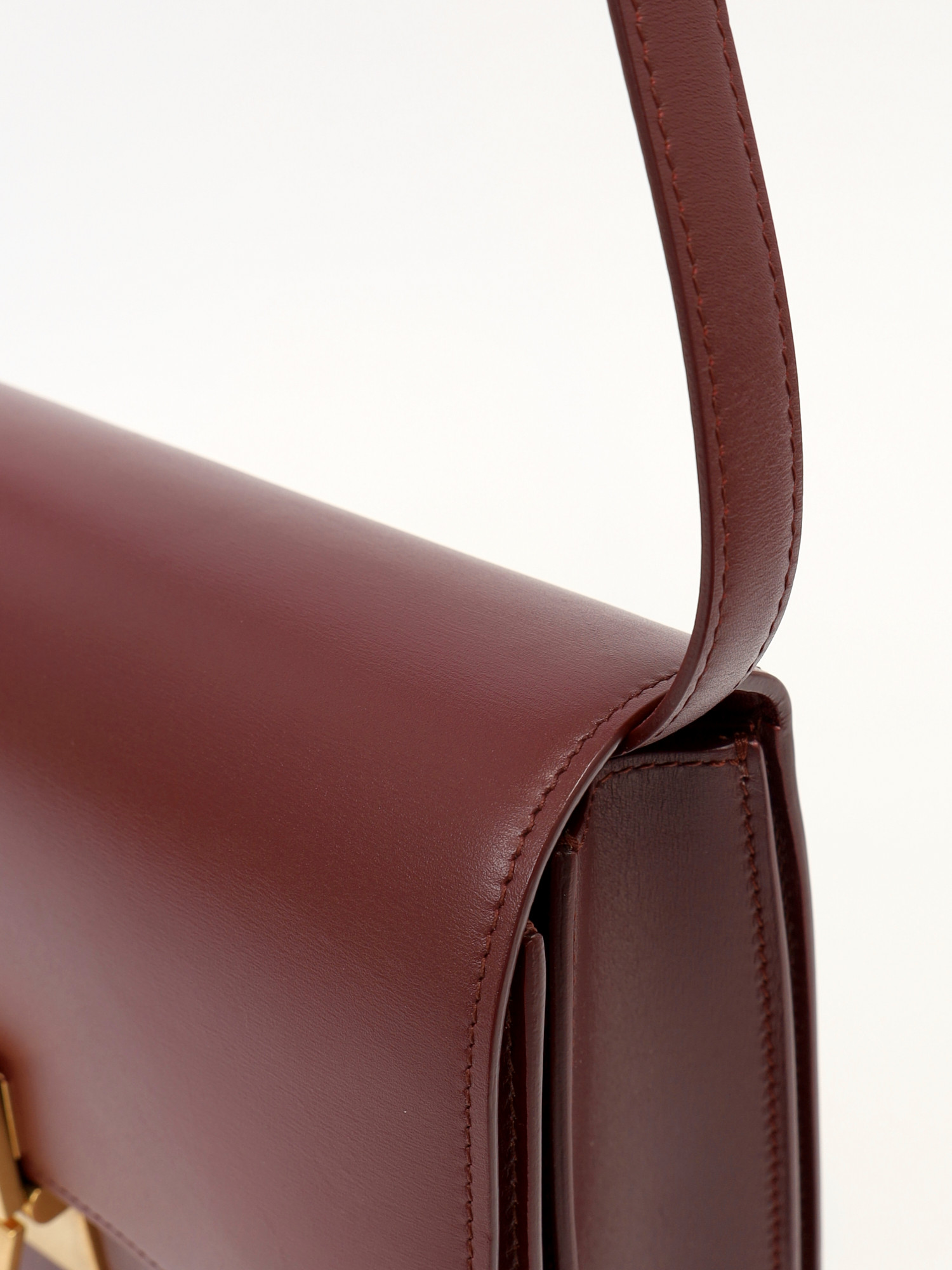 Celine Classic  7