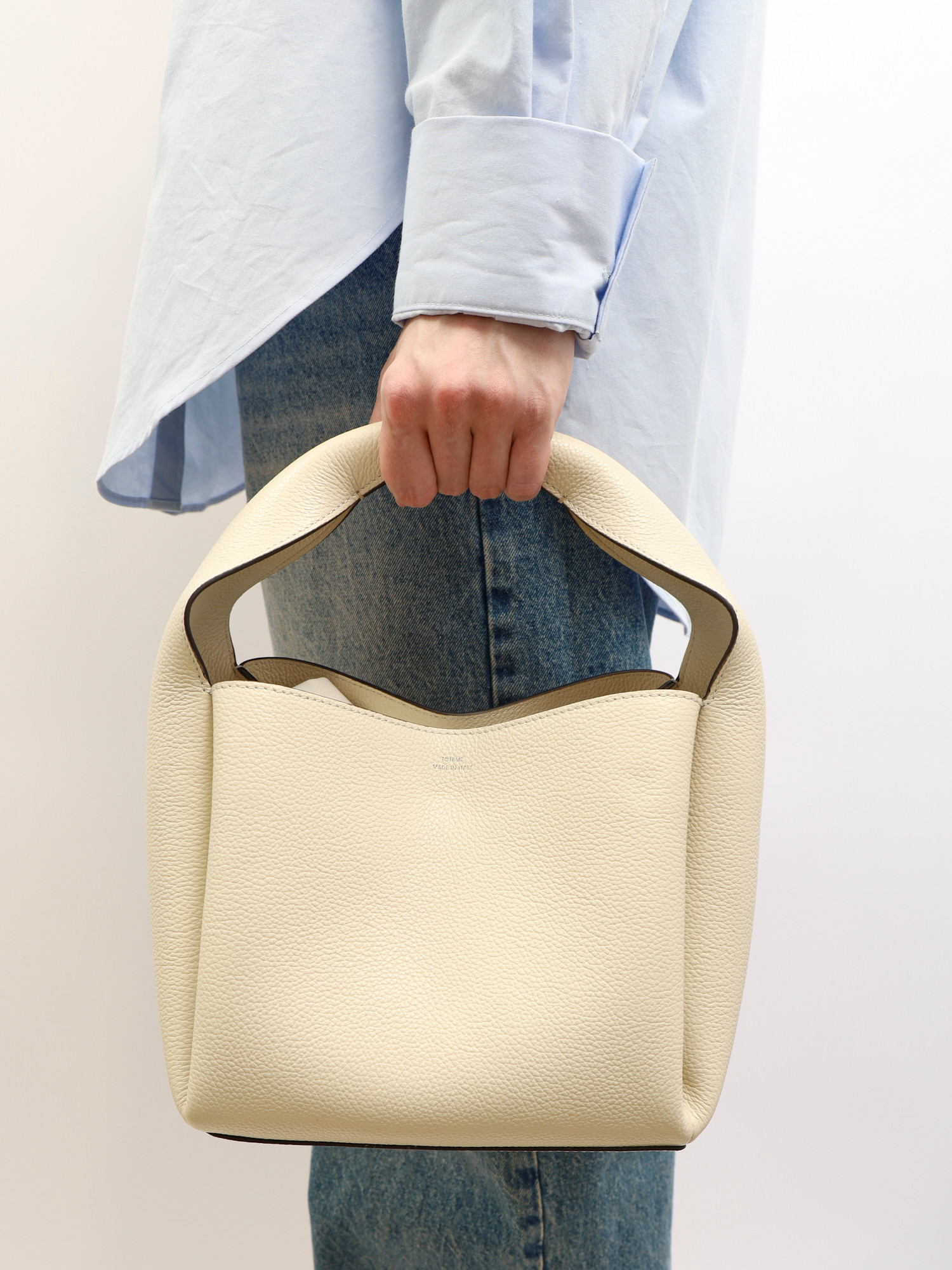 Toteme Bucket 1