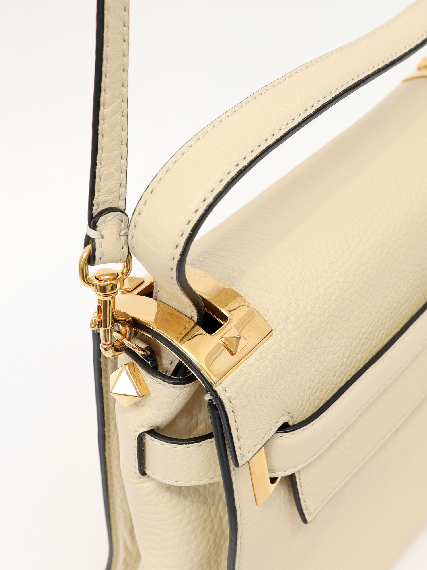 Valentino My Rockstud 6