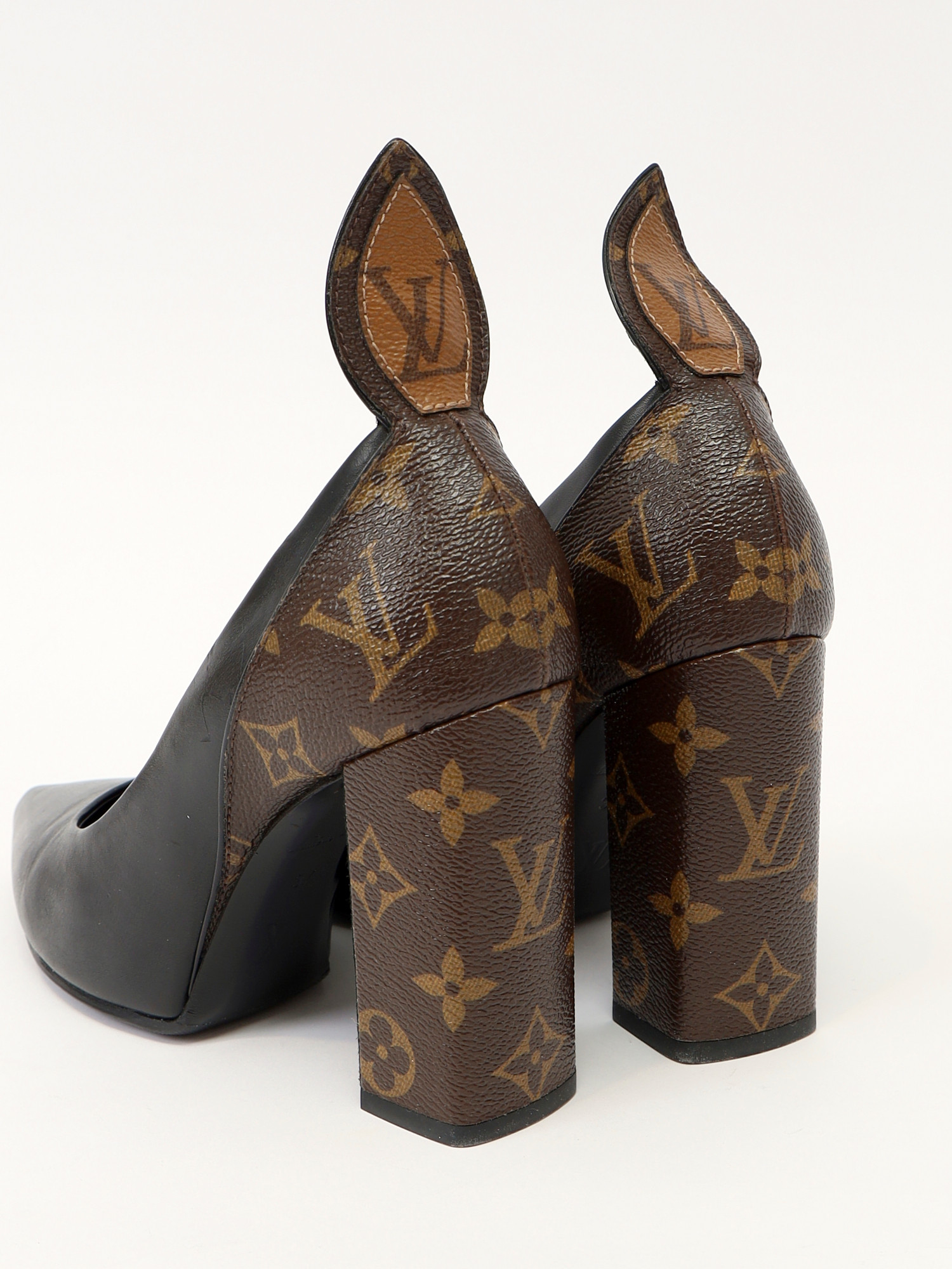 Louis Vuitton Shoes 37 8