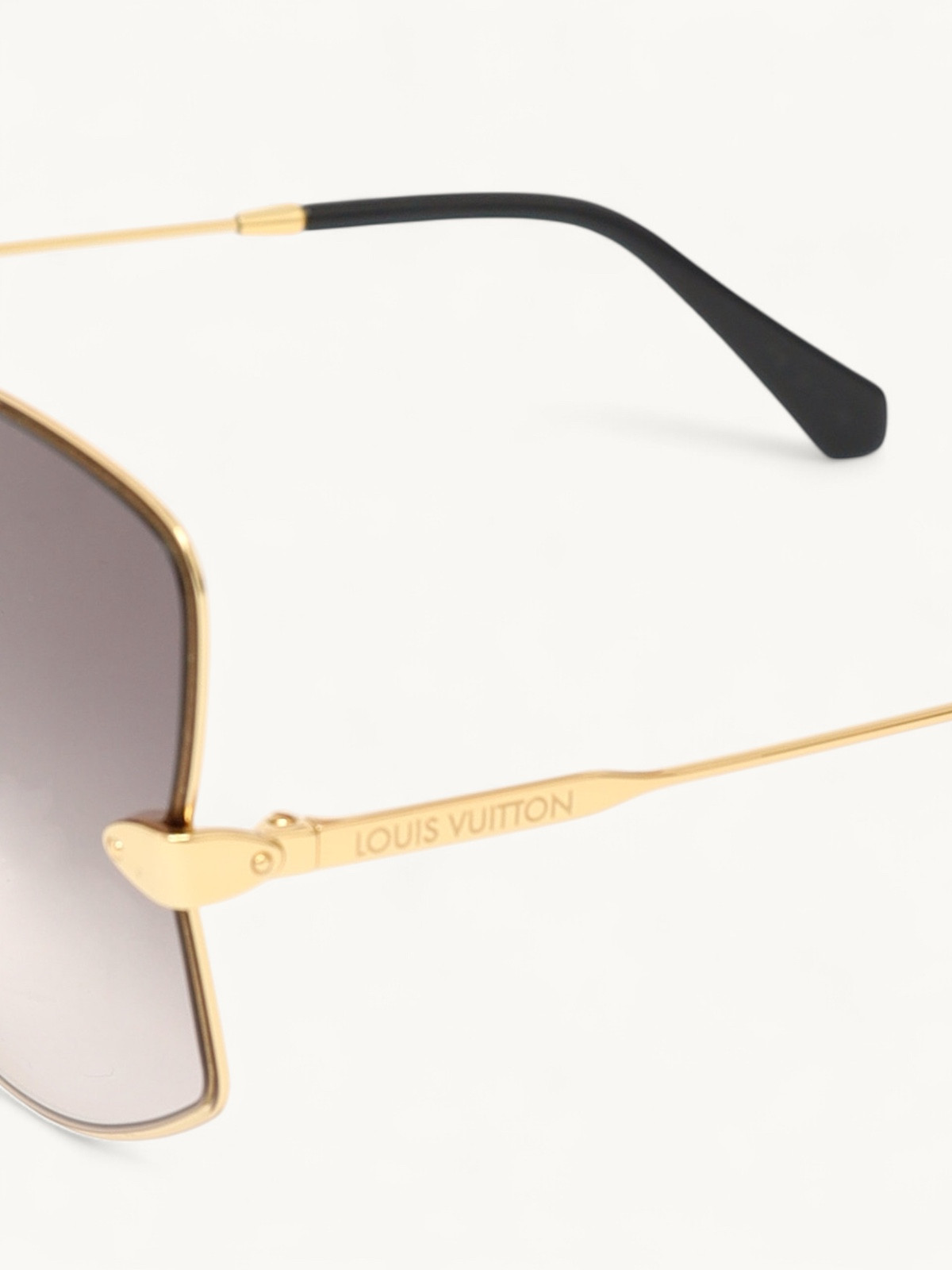 Louis Vuitton Sunglasses 6