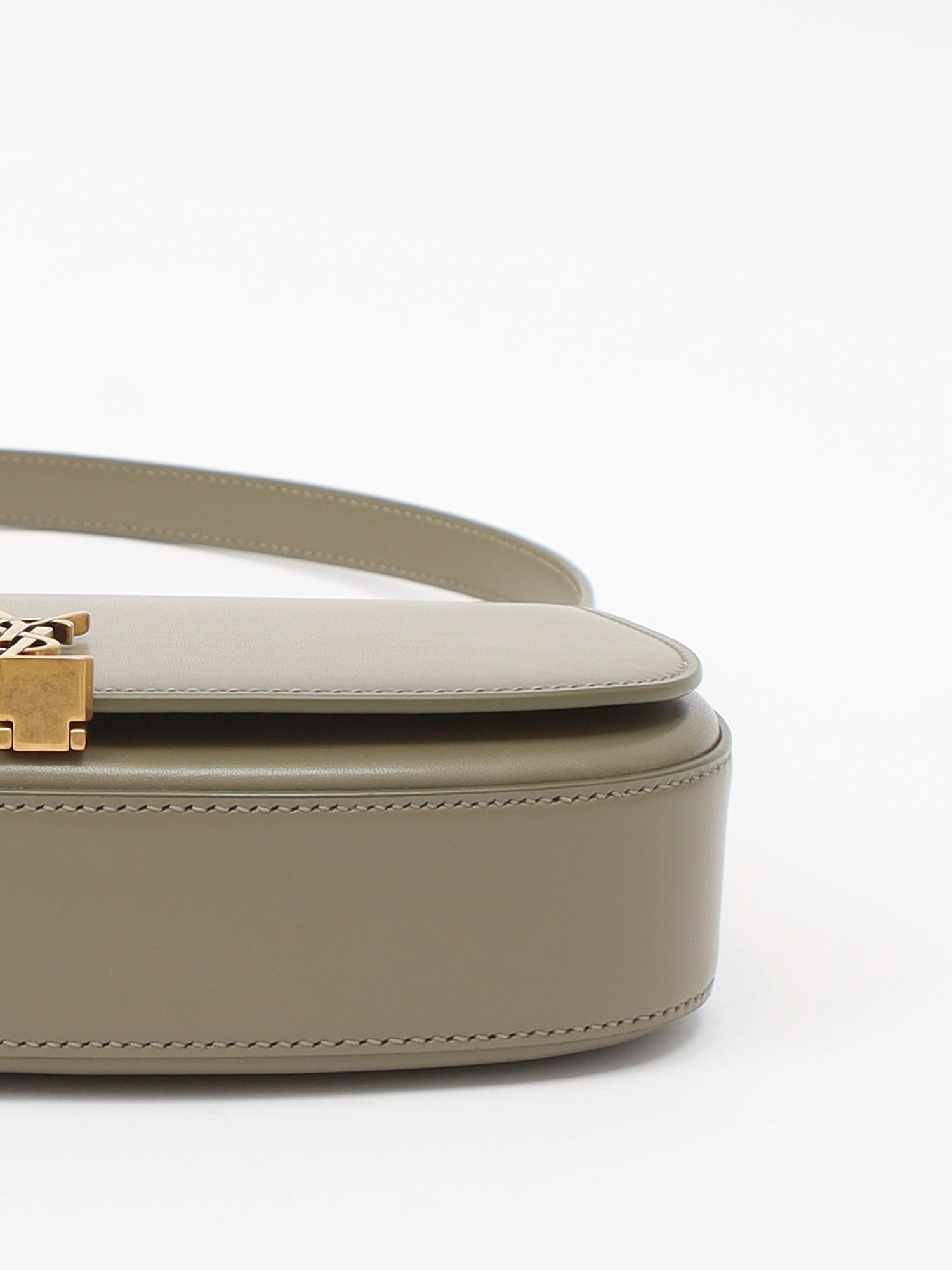 Saint Laurent Voltaire  9