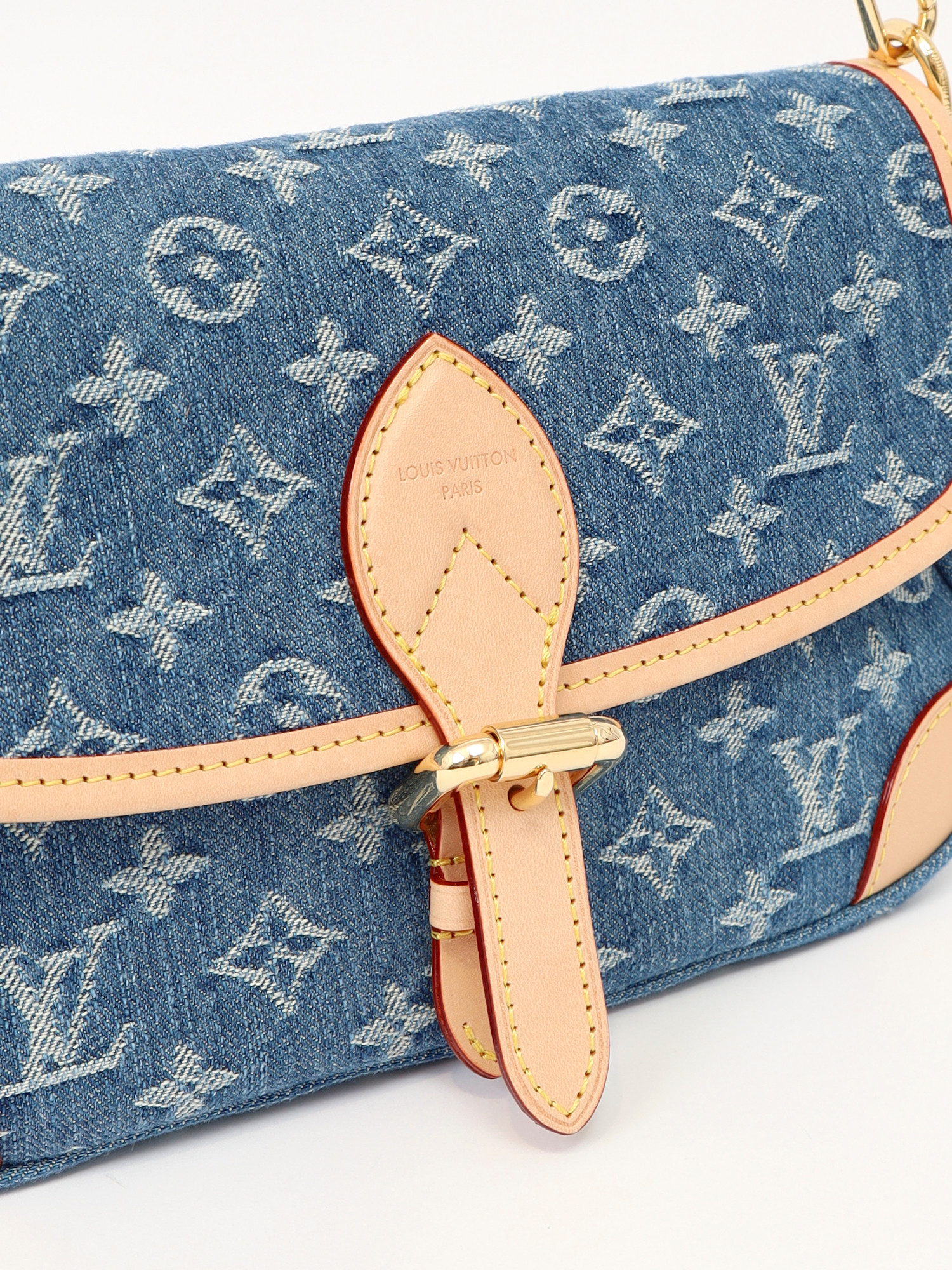 Сумки Louis Vuitton Diane изображение #6