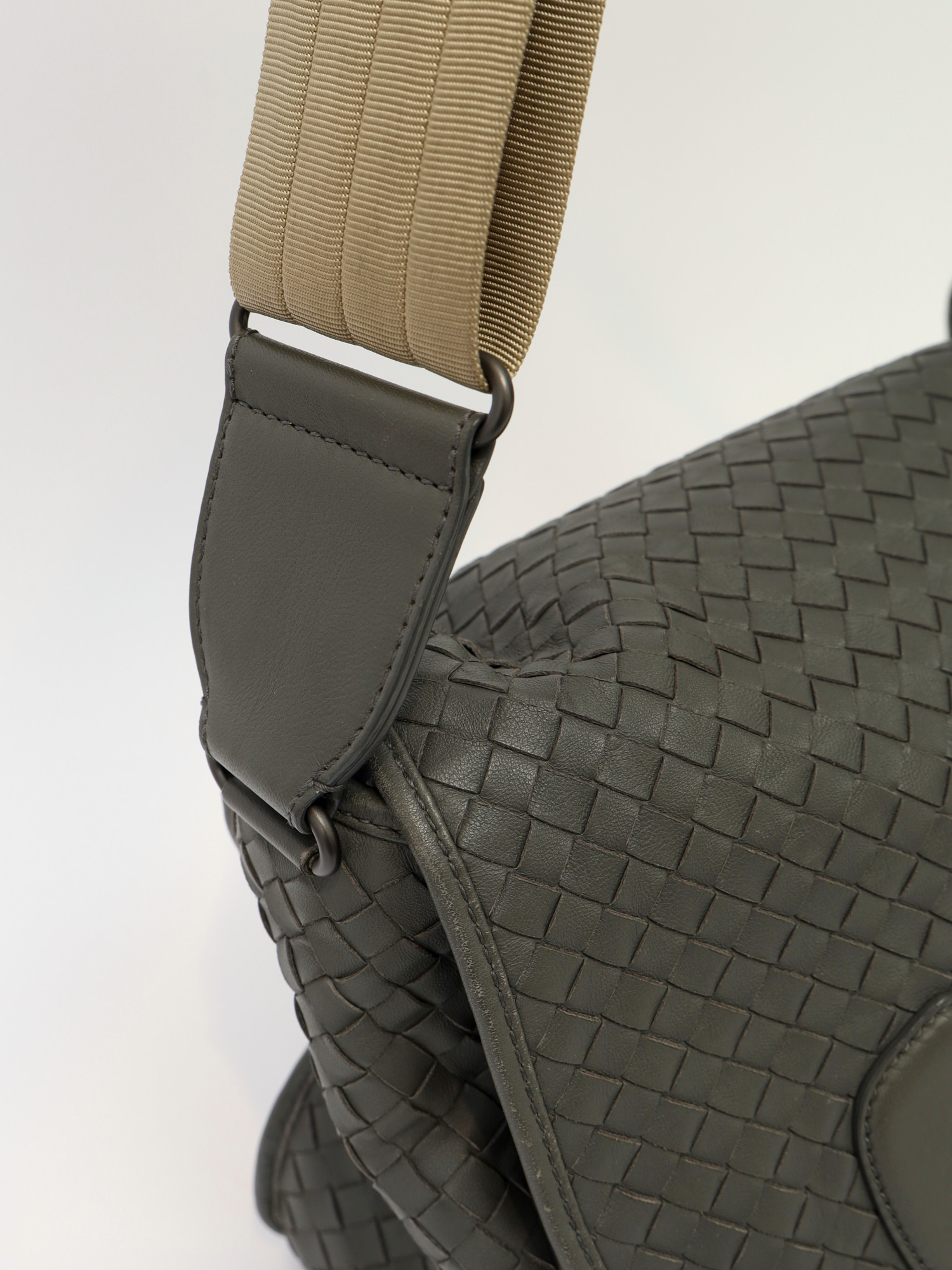 Bottega Veneta Gardena  7