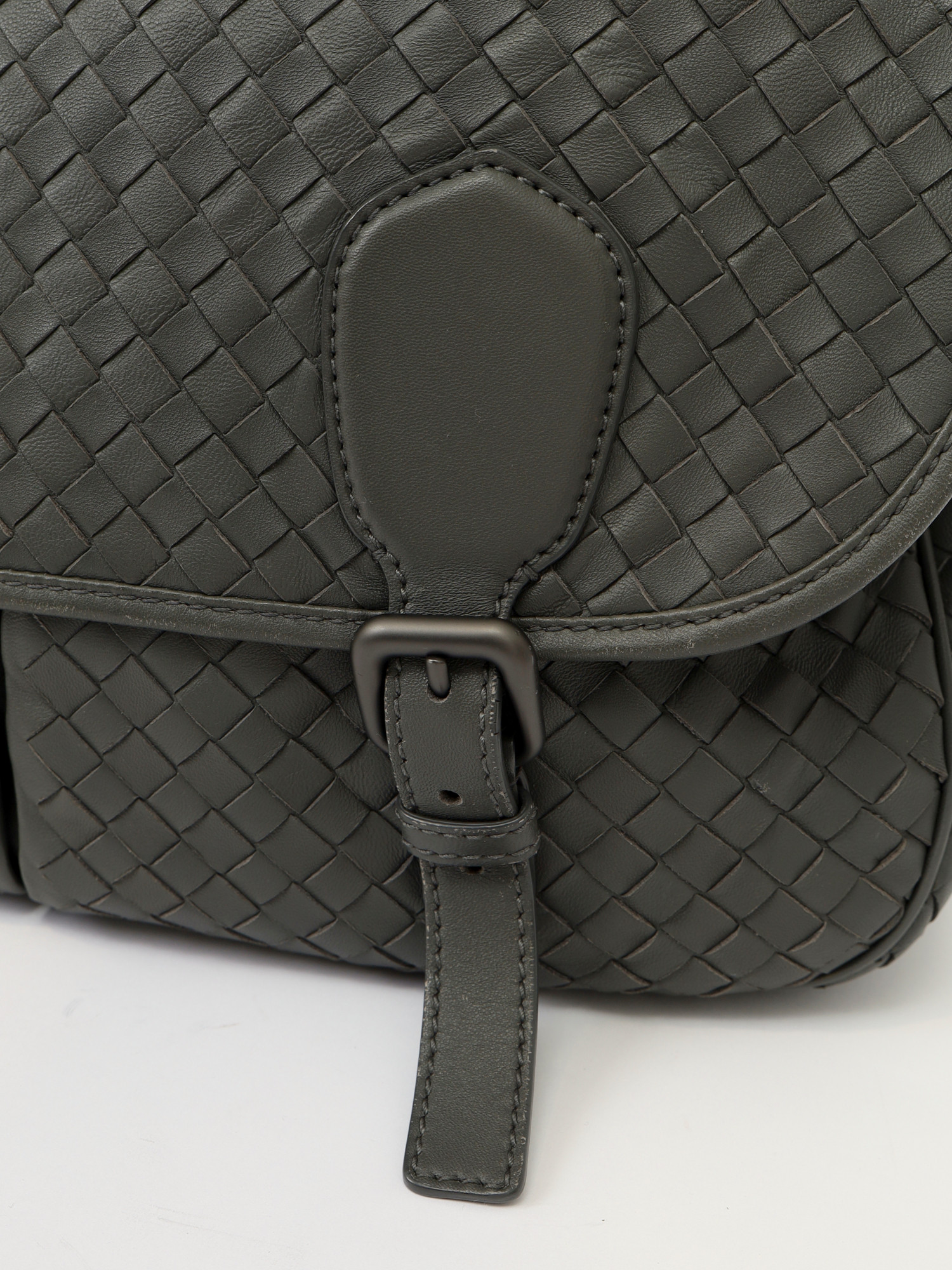 Bottega Veneta Gardena  6
