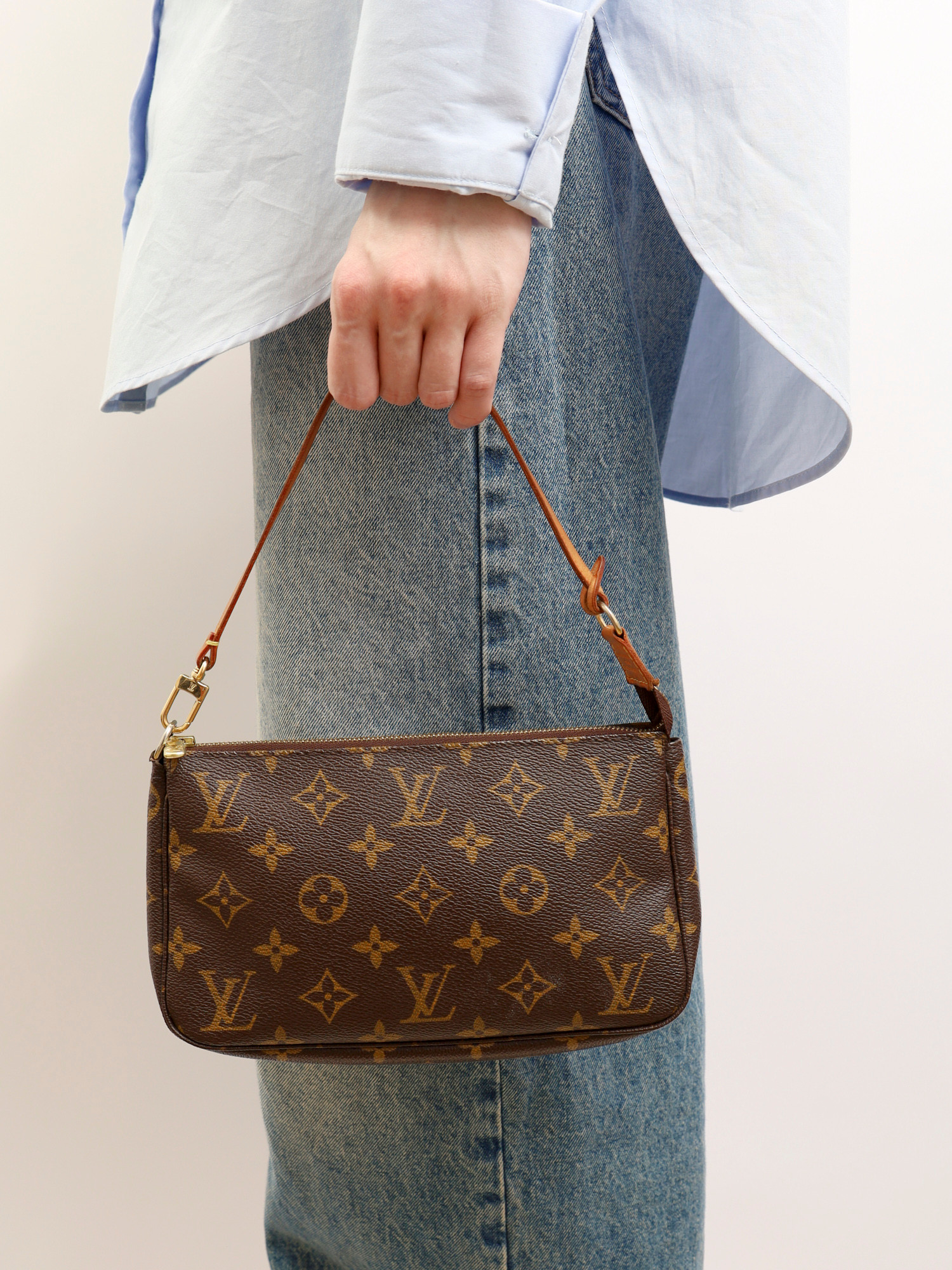Louis Vuitton Pochette 1