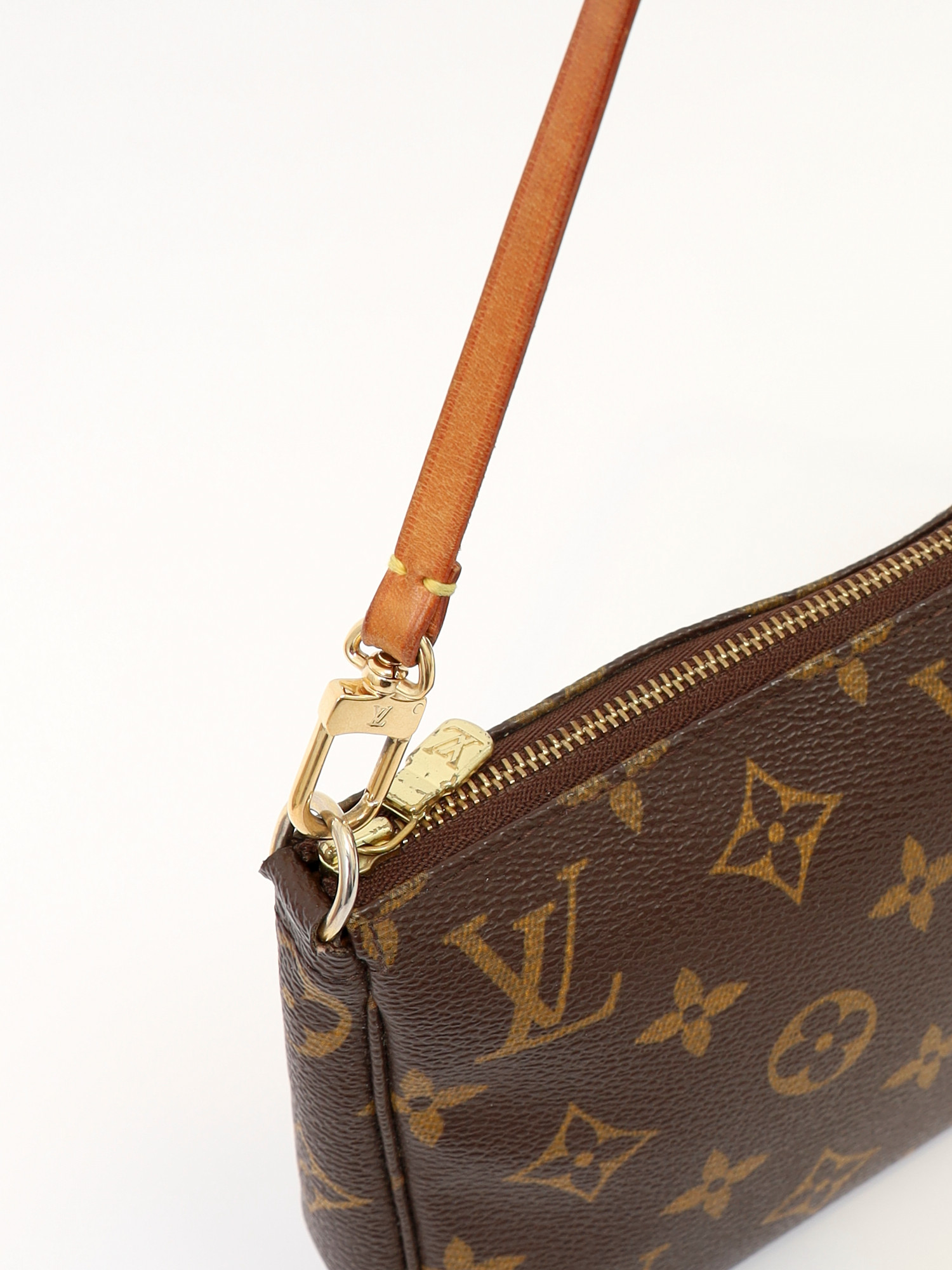 Louis Vuitton Pochette 4