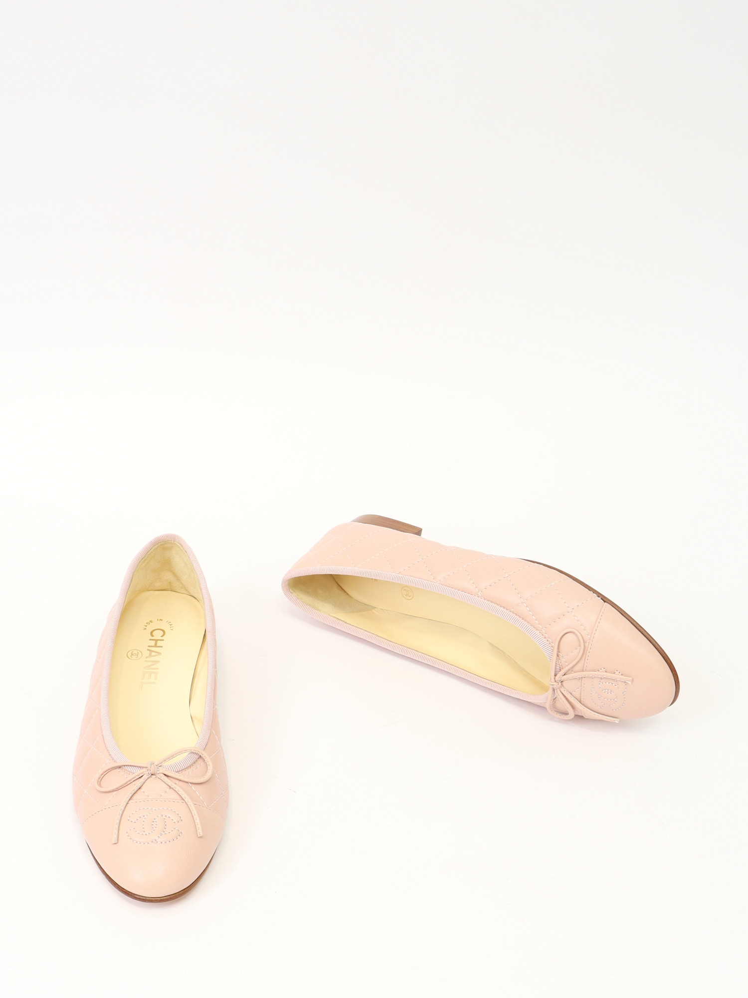 Chanel Shoes 38 5