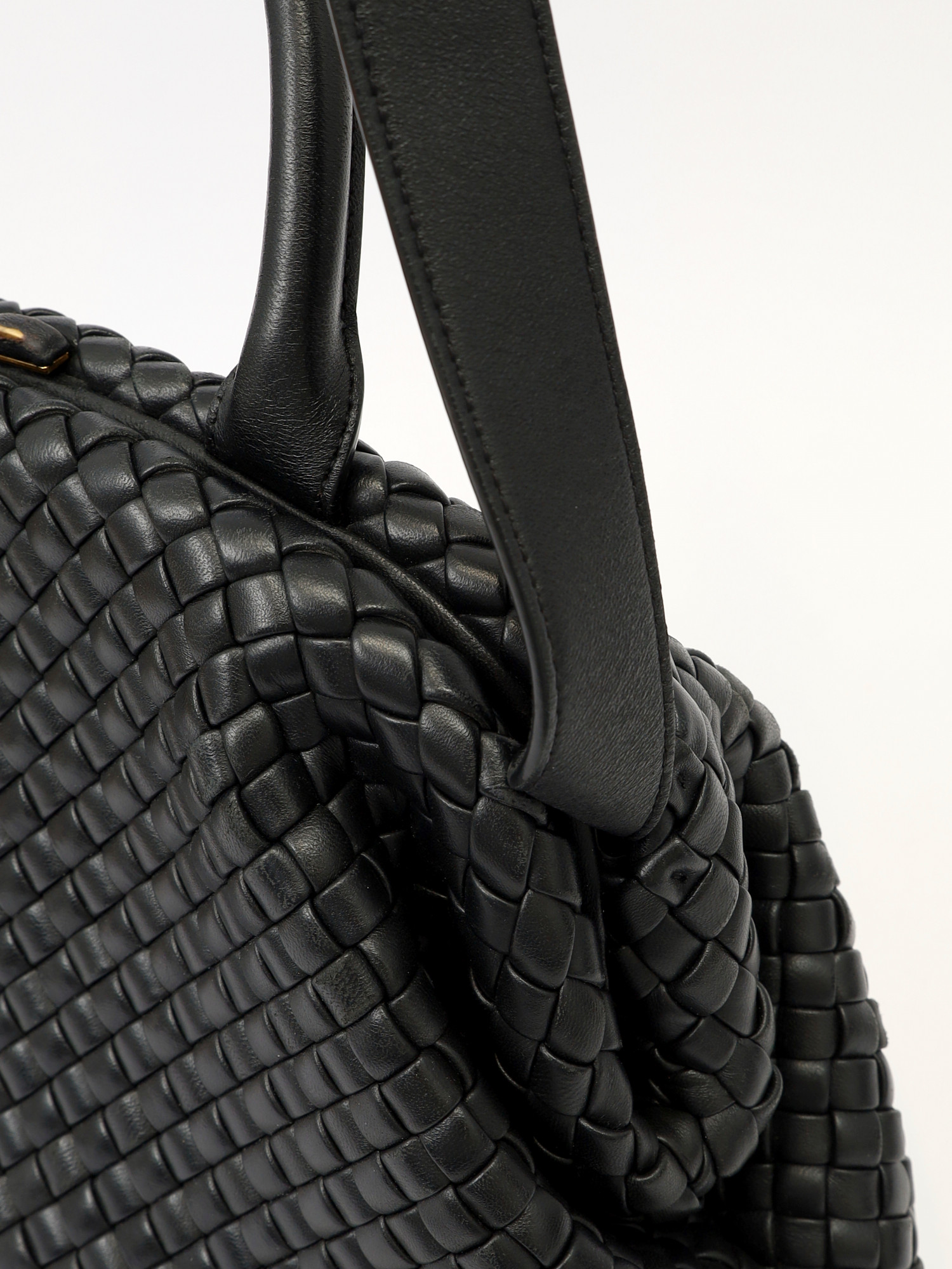 Bottega Veneta Leather Bag  6