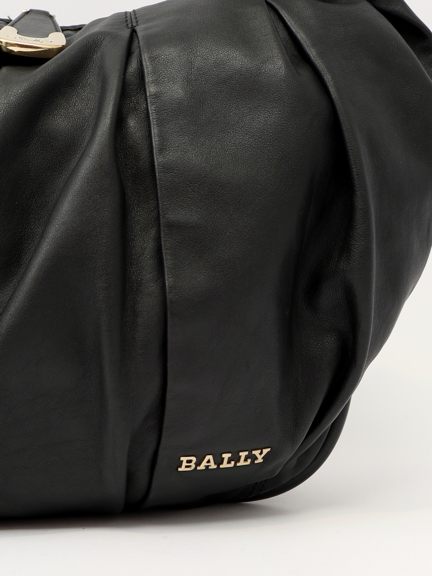 Bally Leather Bag  4
