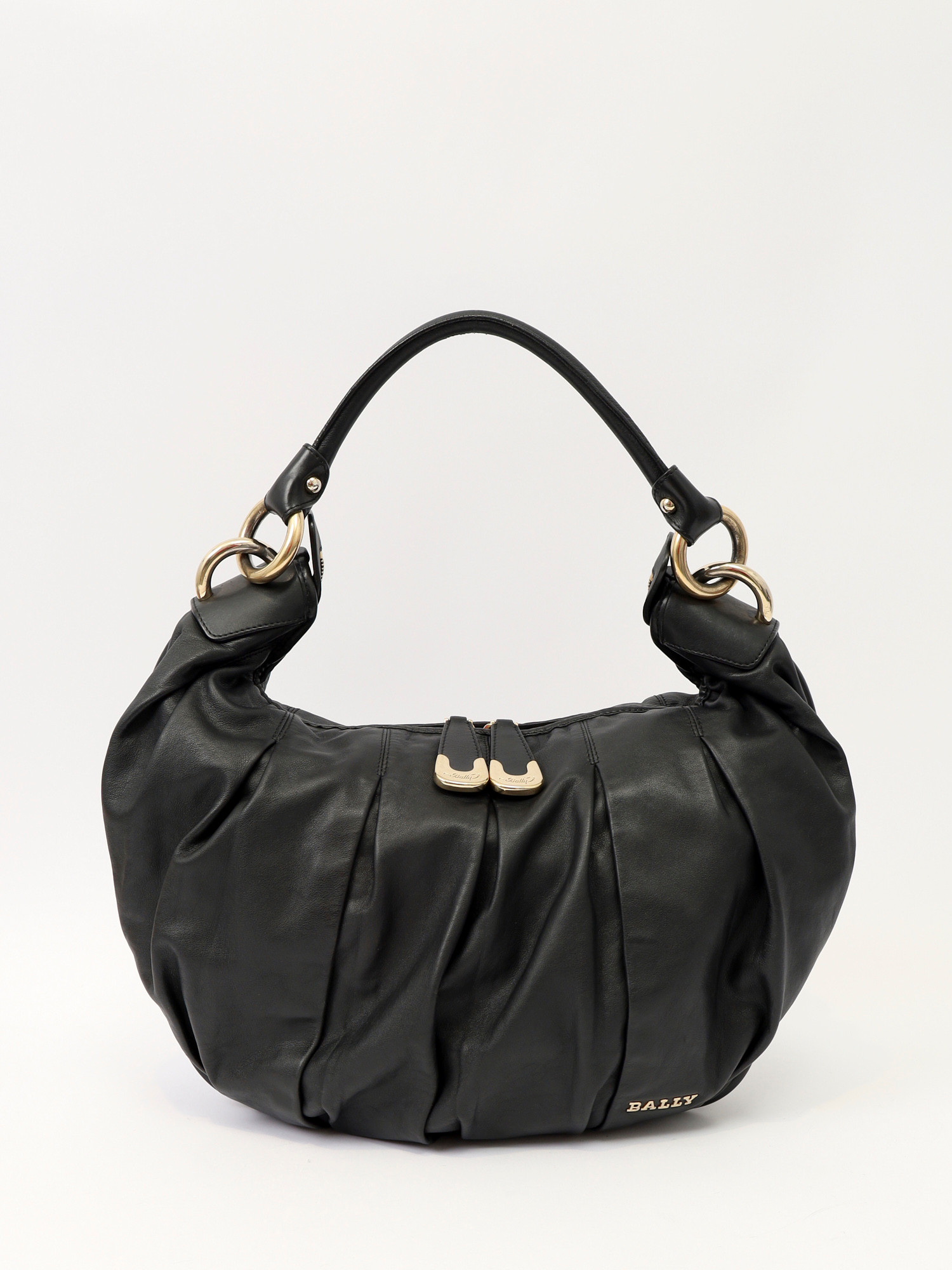 Bally Leather Bag  0