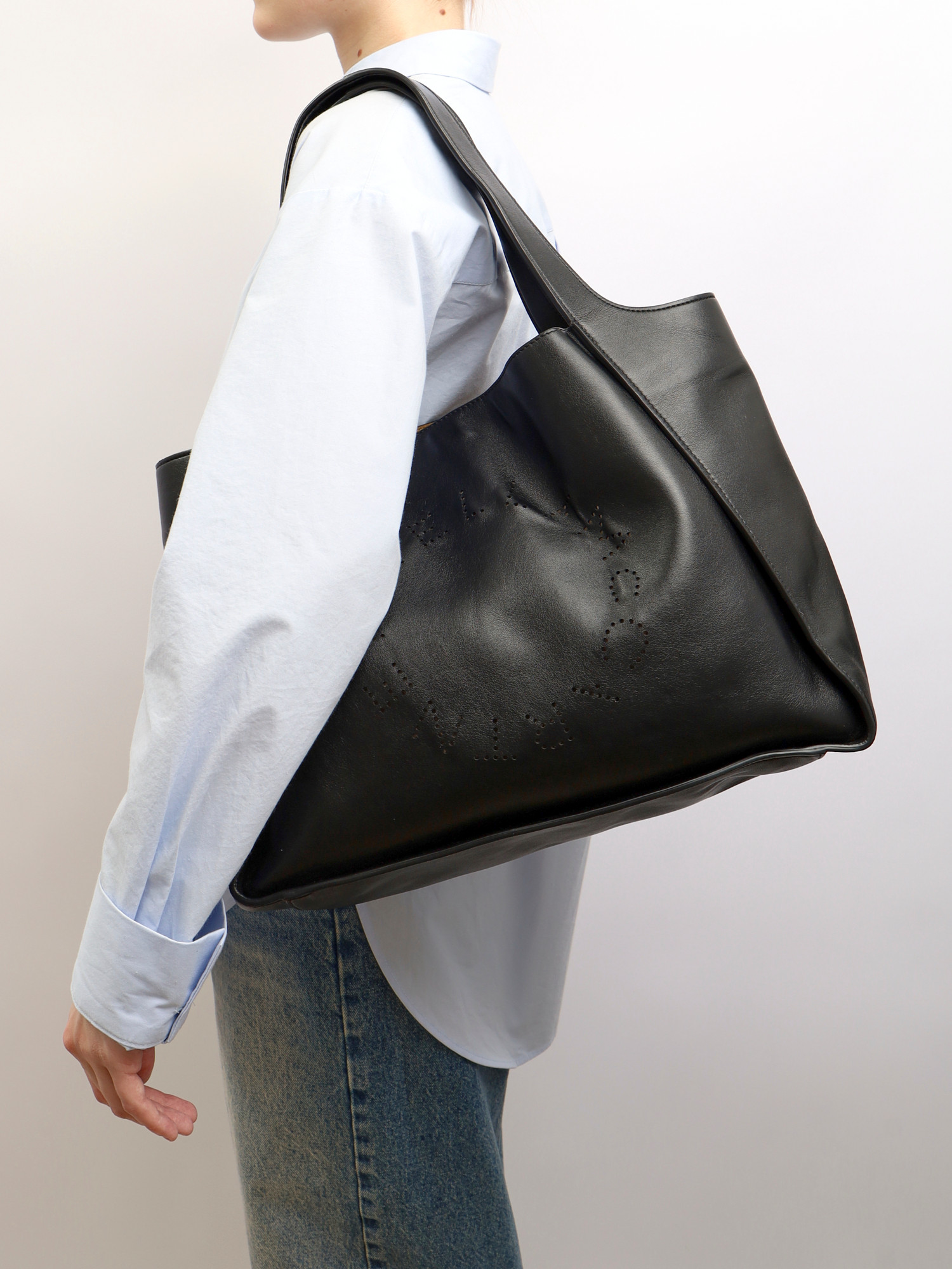 Stella McCartney Stella Logo  1