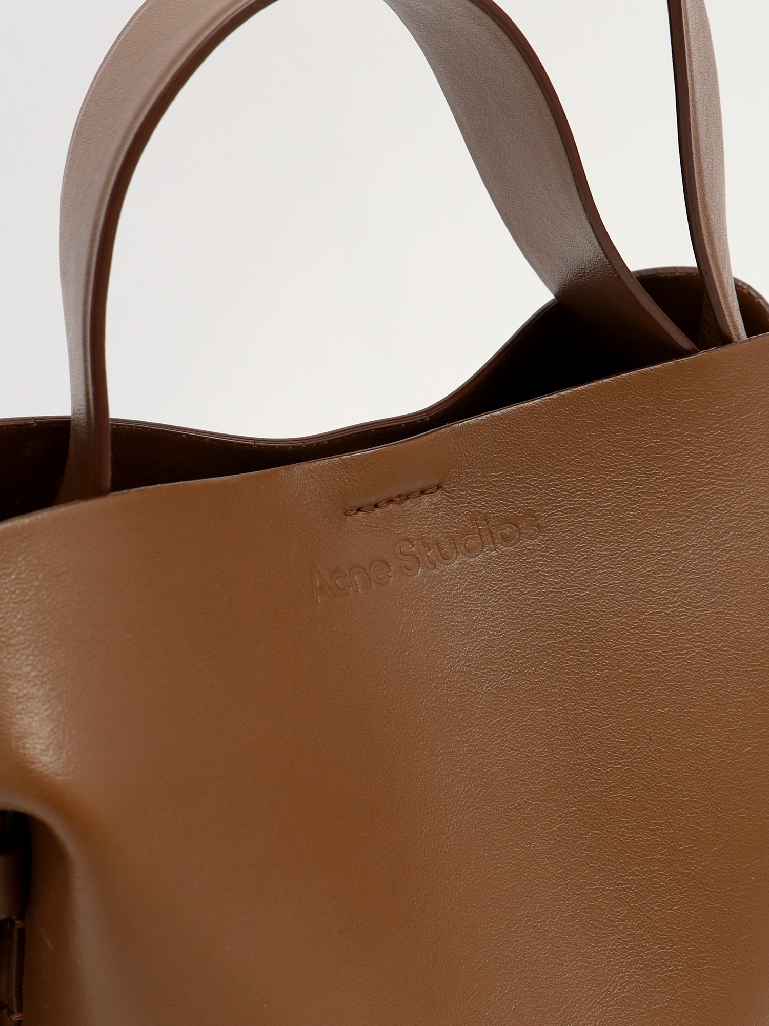 Acne Studios Musubi 5