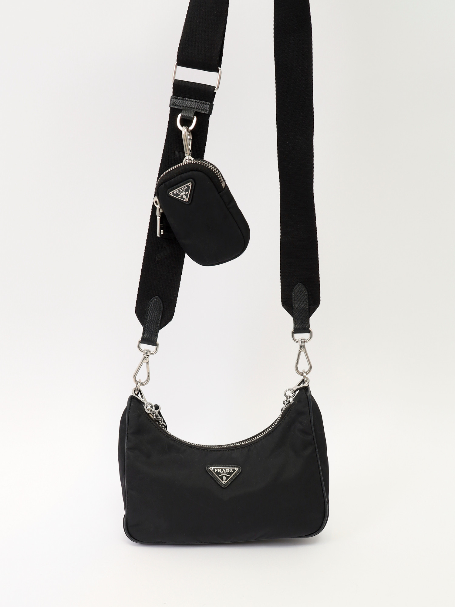 Сумки Prada Re-Edition 2005 изображение #5