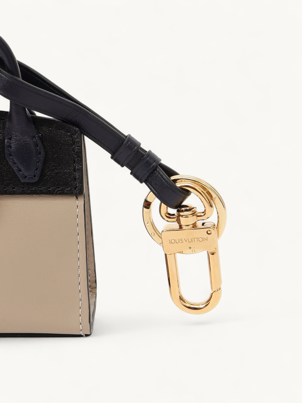 Louis Vuitton Keychain 3