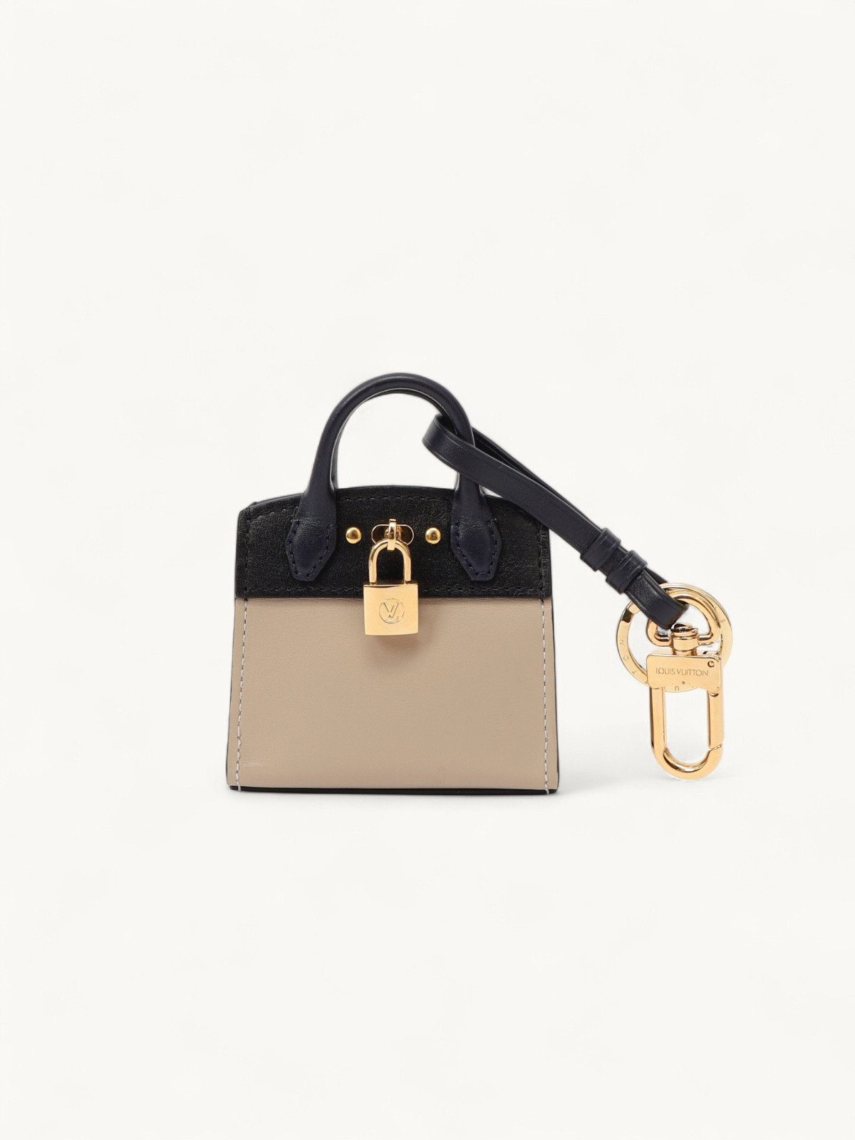 Louis Vuitton Keychain 0