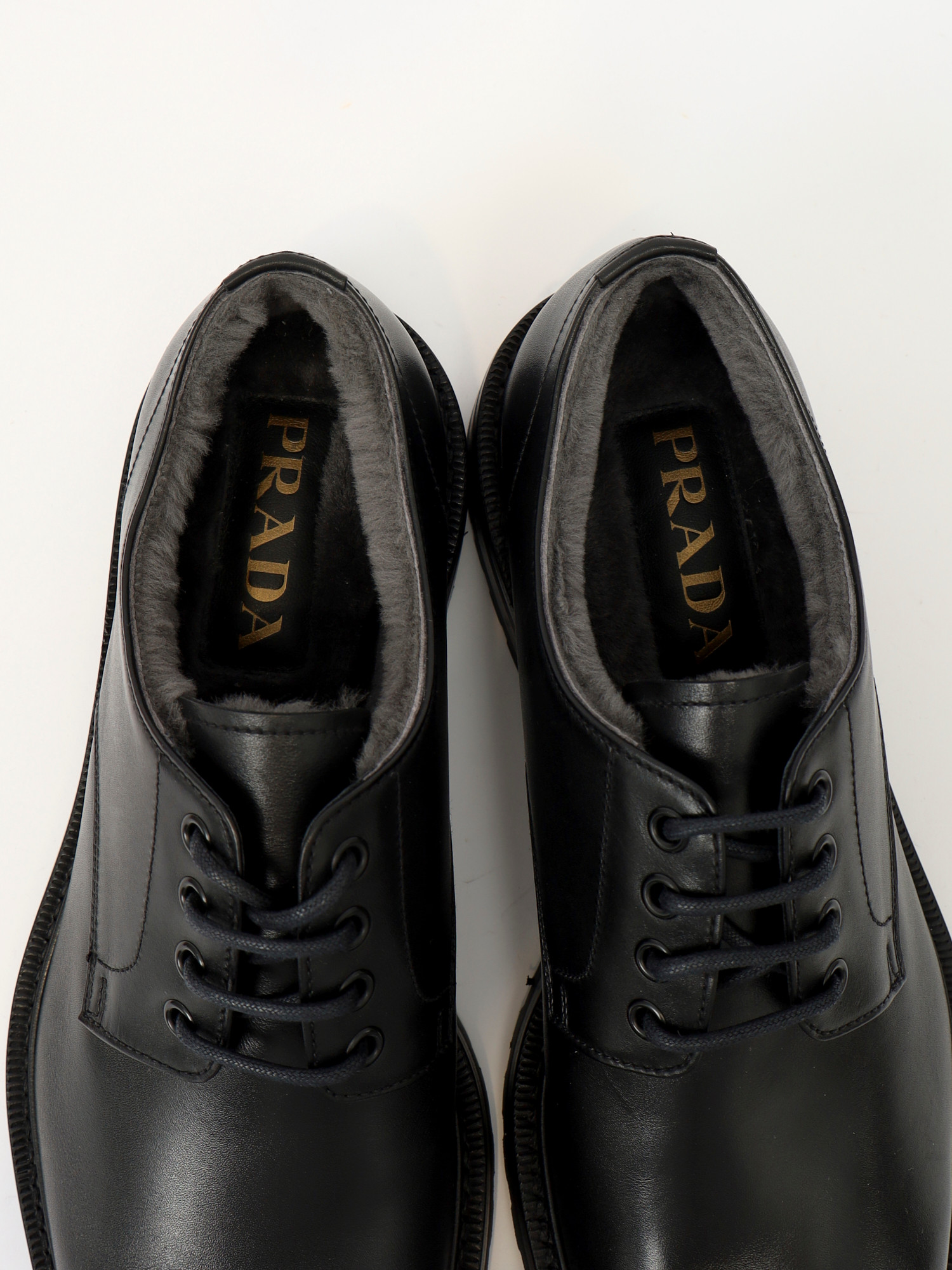 Prada Shoes 42 7