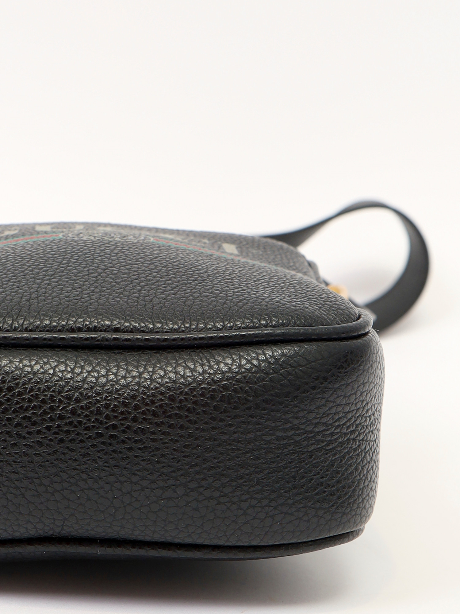 Gucci Leather Bag 10